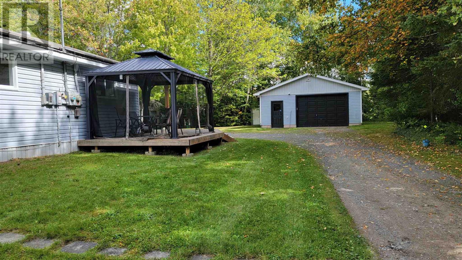16 Maple Dr, Echo Bay, ON