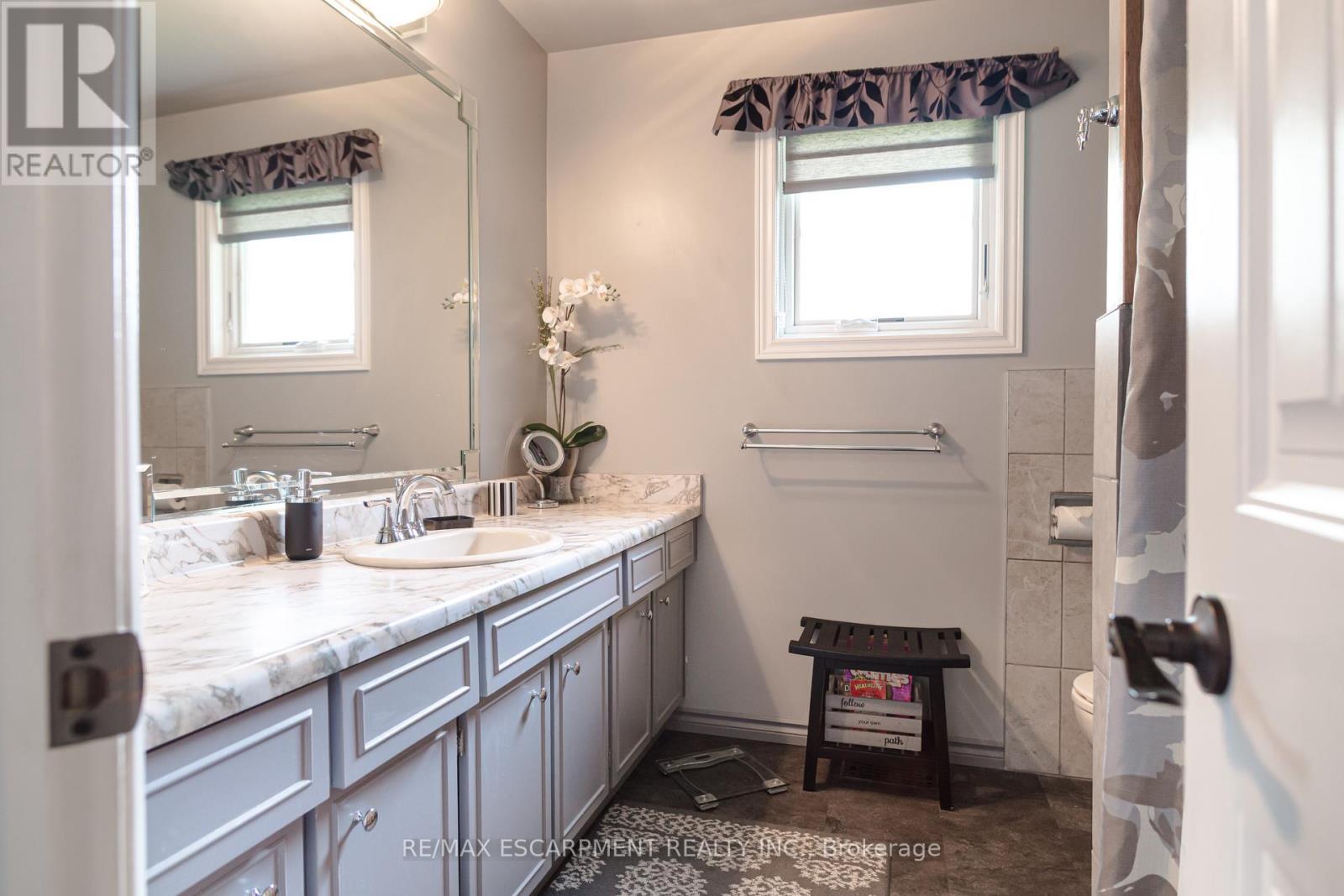 266 Goose Alley, Uxbridge, ON