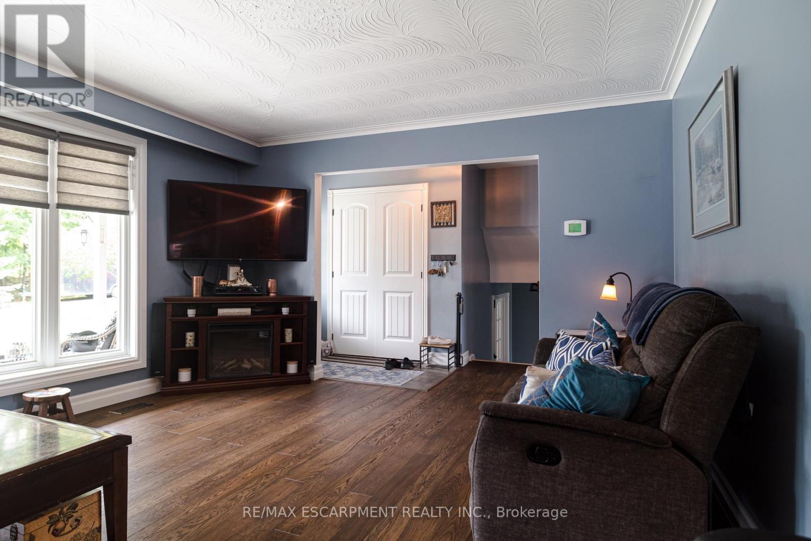 266 Goose Alley, Uxbridge, ON