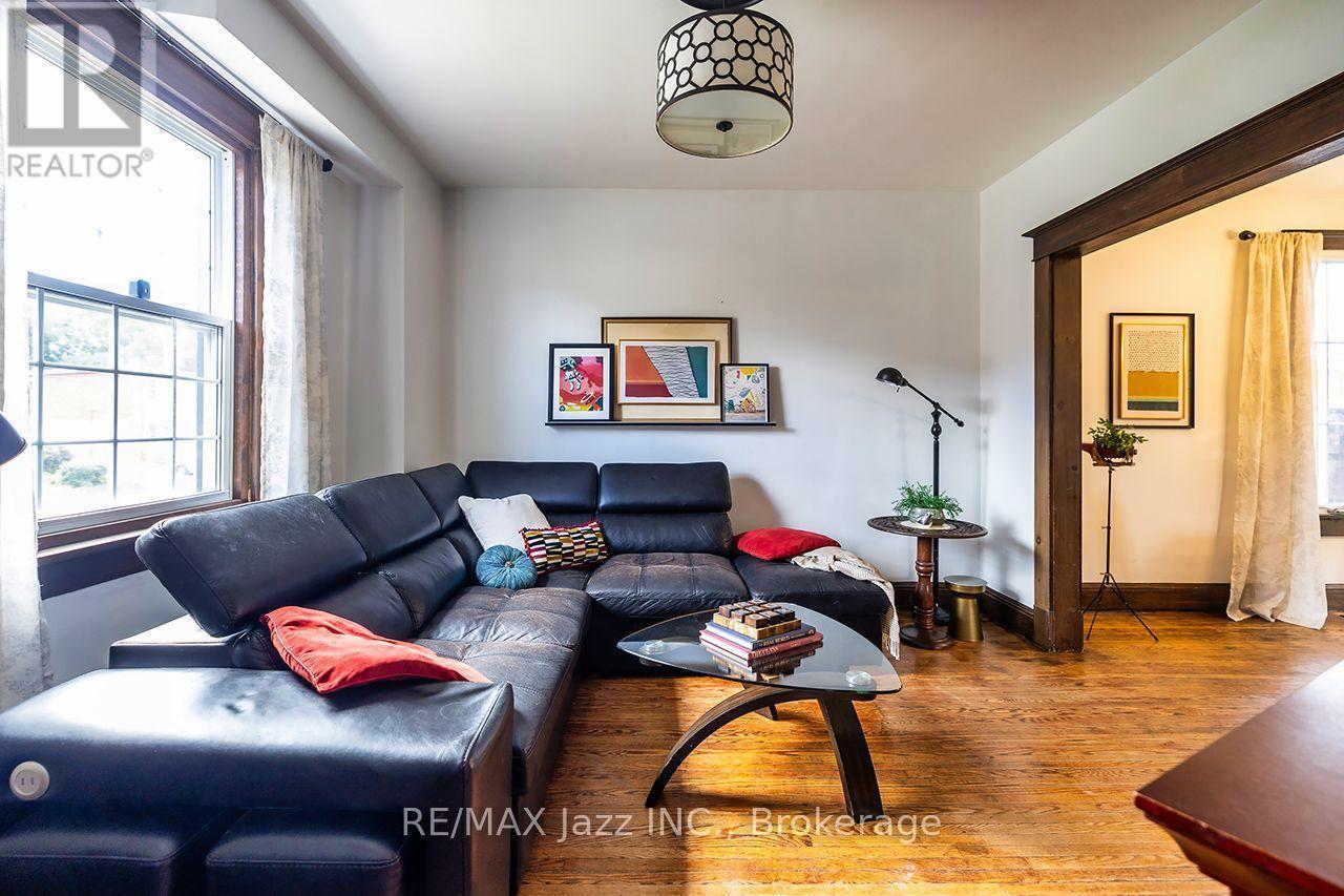 9.5' Ceilings and Original Trim and Floors on Main - 180 Olive Avenue, Oshawa (Central), ON