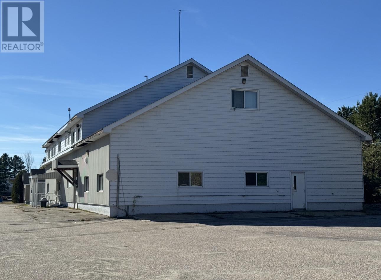 . Henry St, Gogama, ON