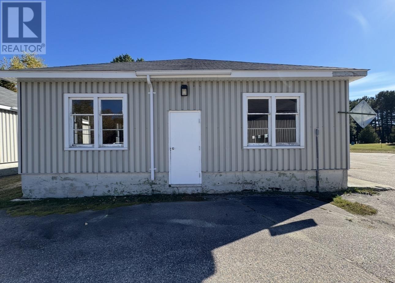 . Henry St, Gogama, ON