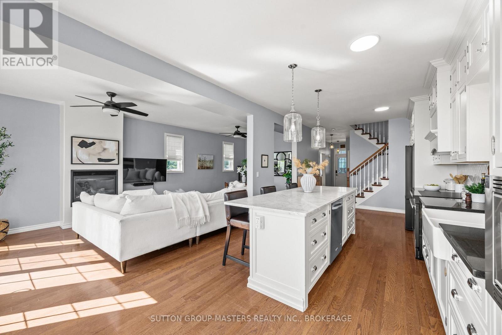 728 Newmarket Lane, Kingston (Rideau), ON
