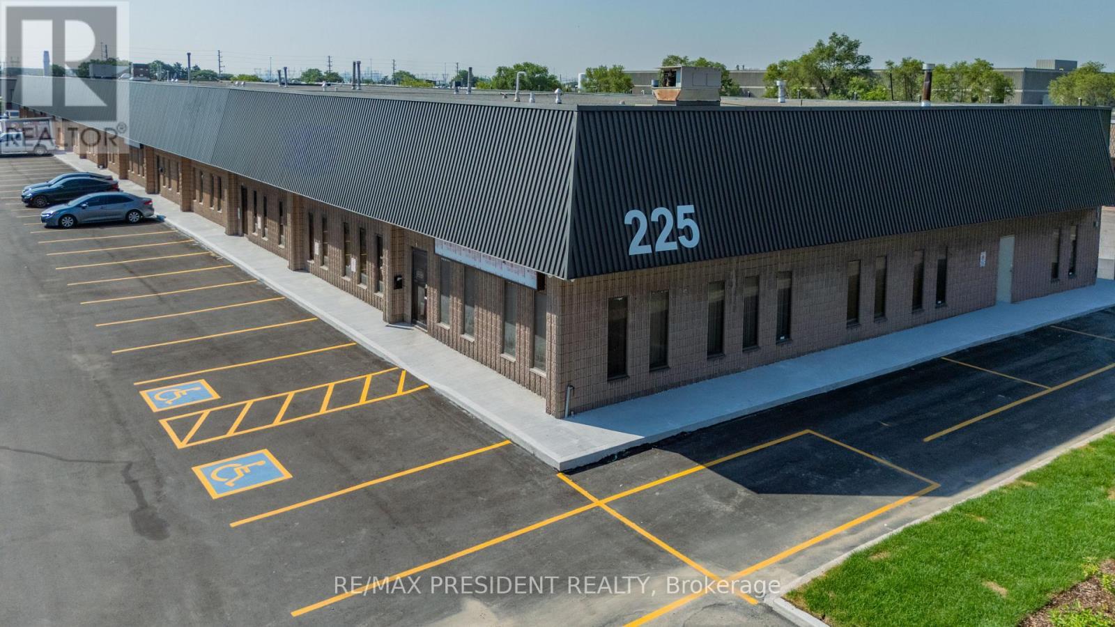 12 - 225 Advance Boulevard, Brampton, ON