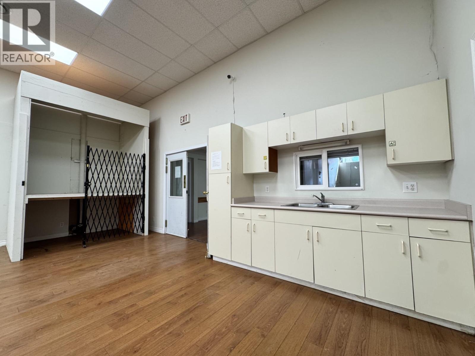 303 8495 Ontario Street, Vancouver, BC