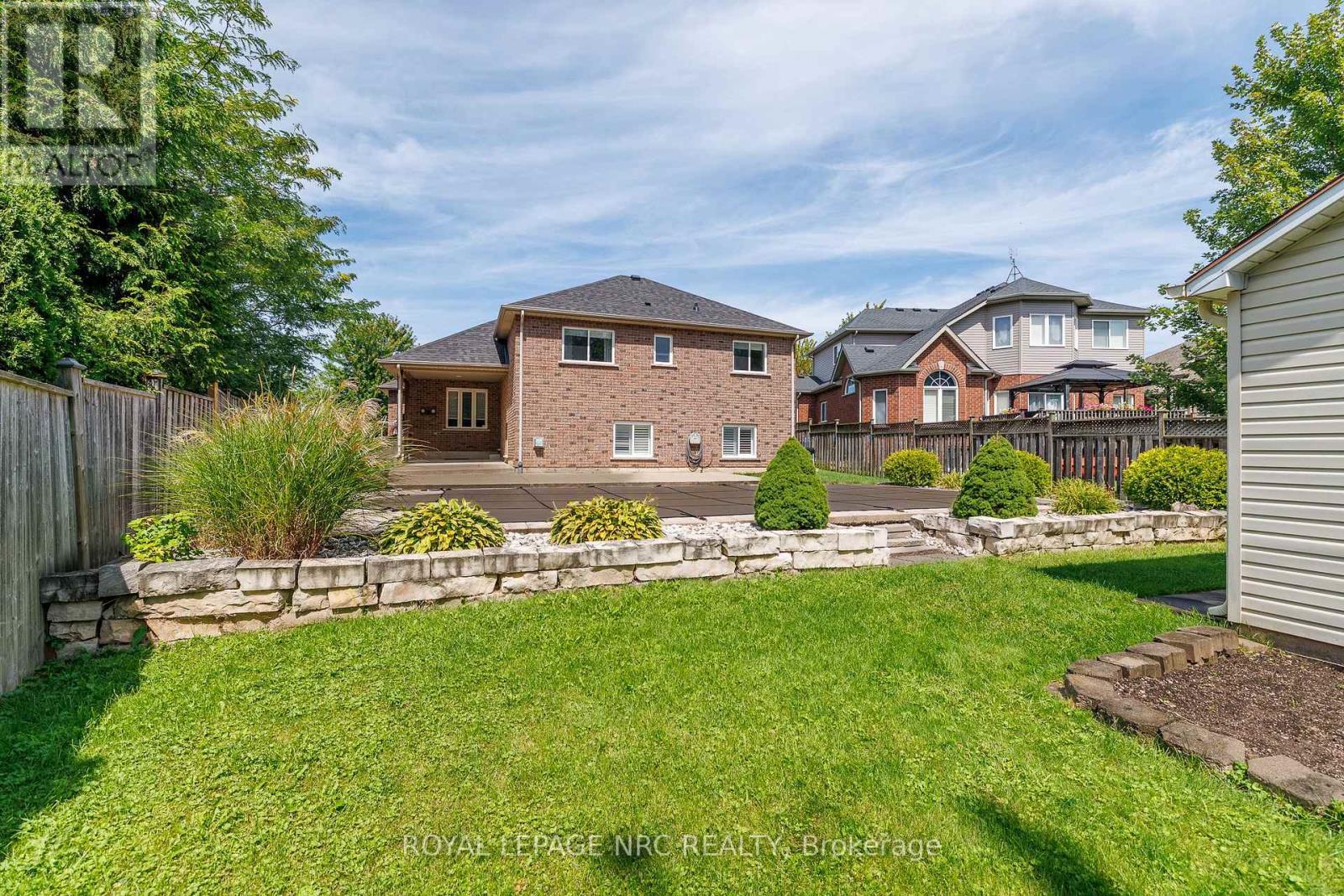 8532 Heikoop Crescent, Niagara Falls (Forestview), ON