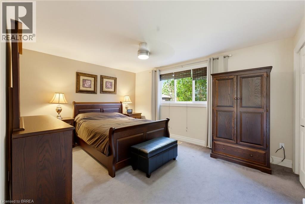 32 Wedgewood Drive, Brantford, ON