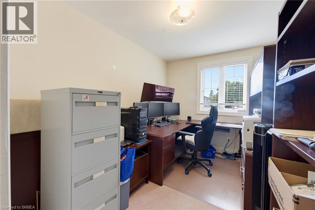 32 Wedgewood Drive, Brantford, ON