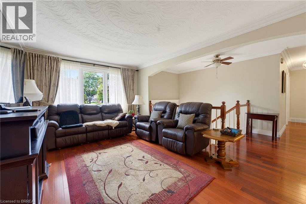 32 Wedgewood Drive, Brantford, ON