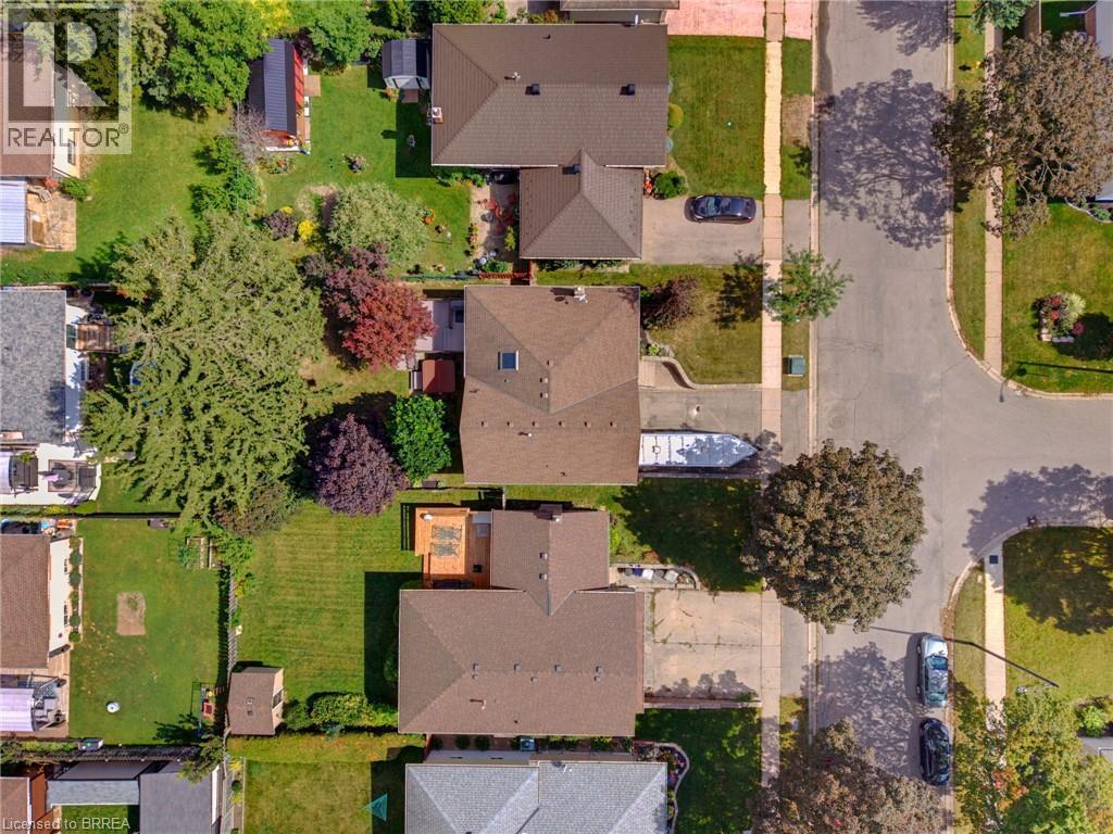 32 Wedgewood Drive, Brantford, ON