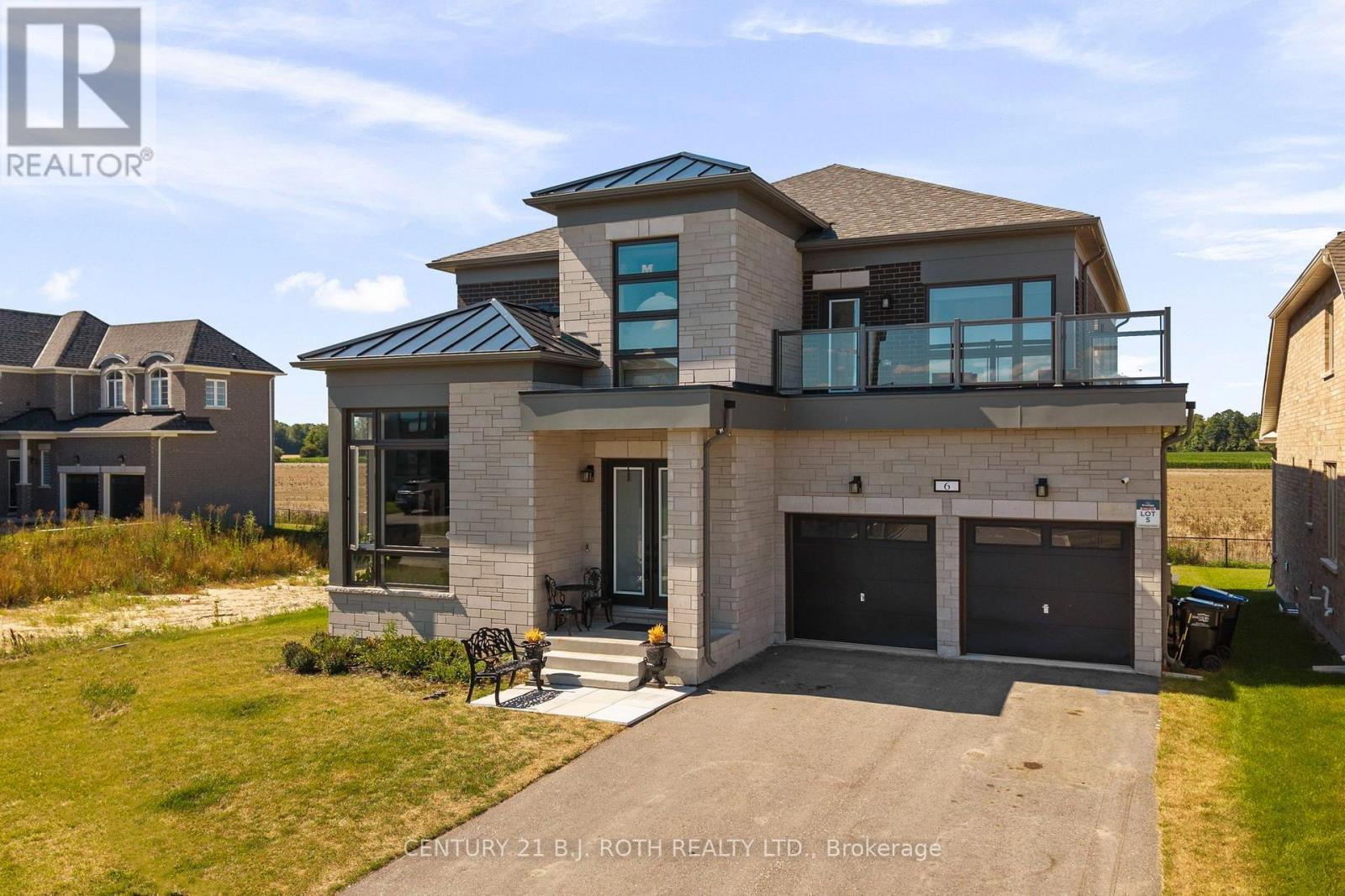 6 Henderson Street, Essa, ON