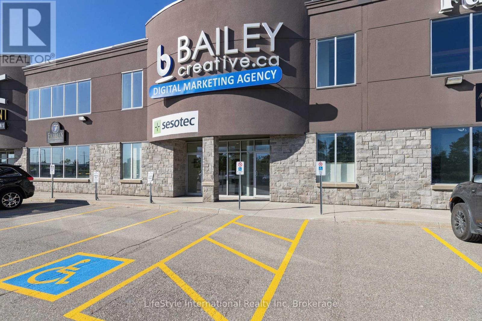 3 - 275 Hanlon Creek Boulevard, Guelph (Kortright Hills), ON