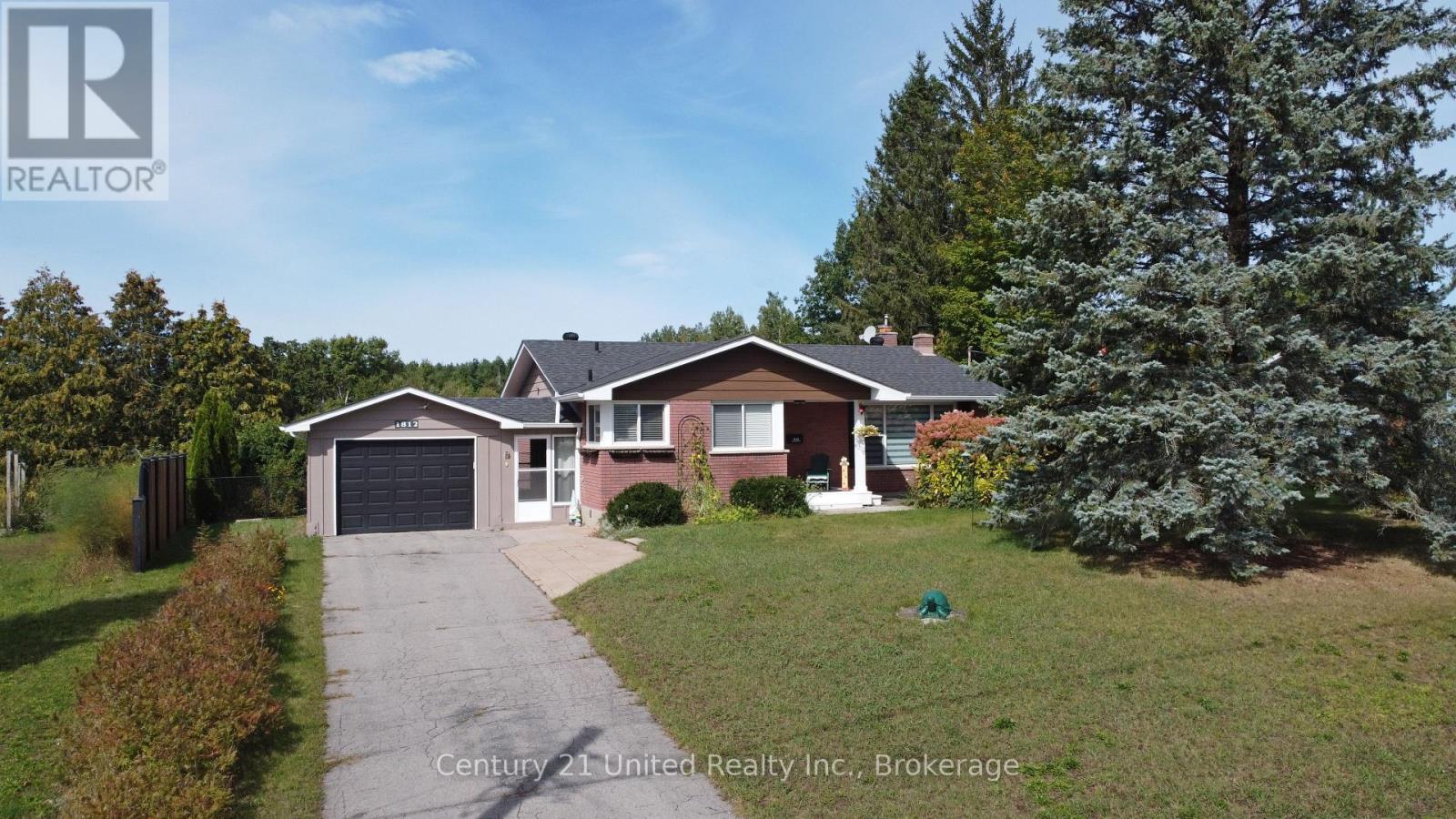 1812 Youngs Point Road, Selwyn, ON