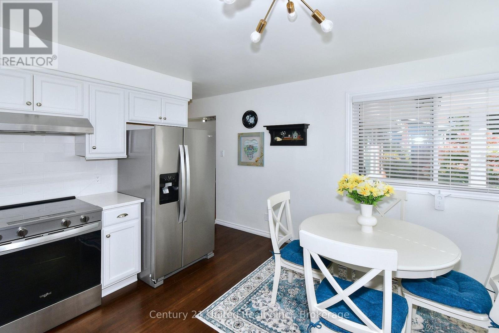 1812 Youngs Point Road, Selwyn, ON