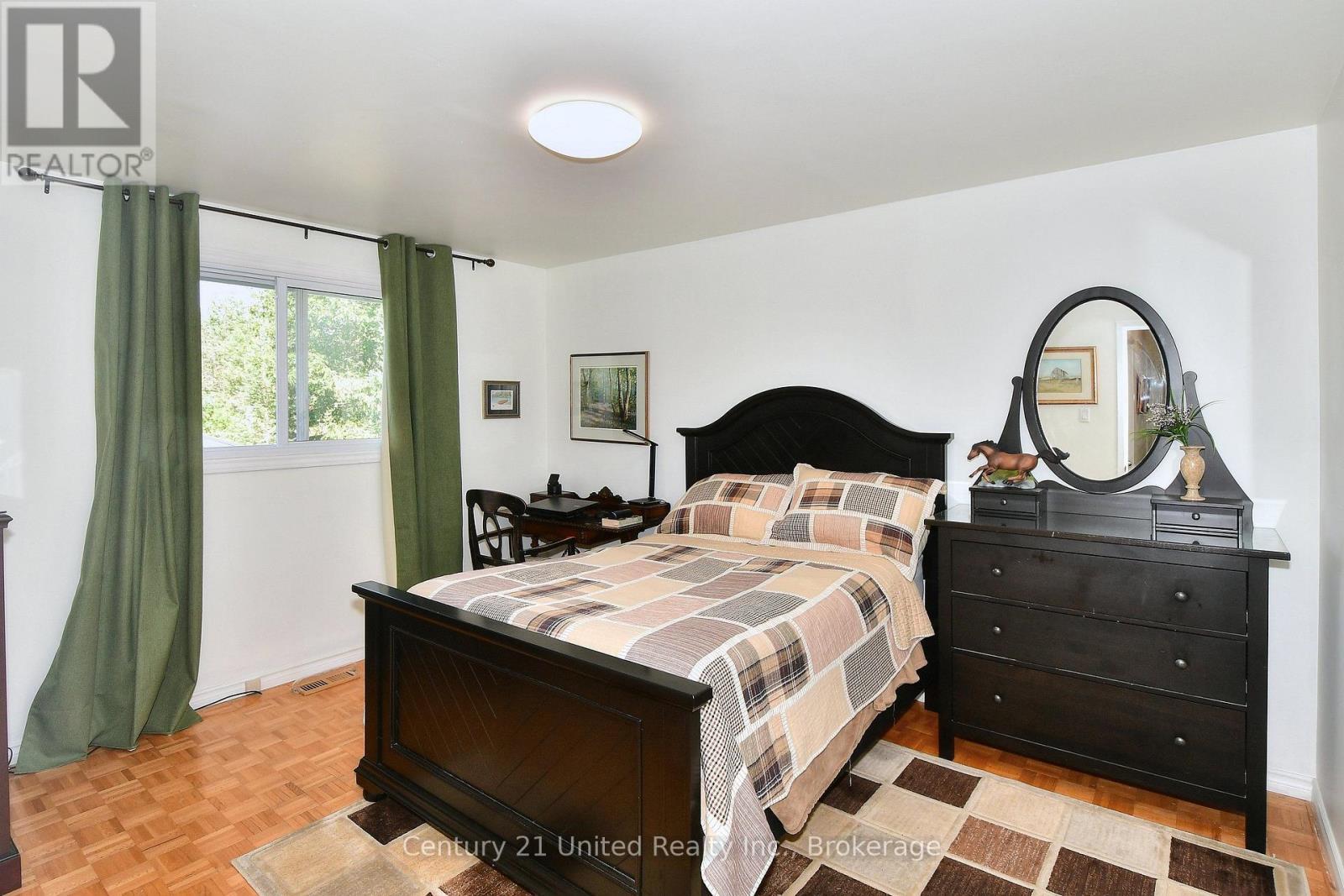 1812 Youngs Point Road, Selwyn, ON