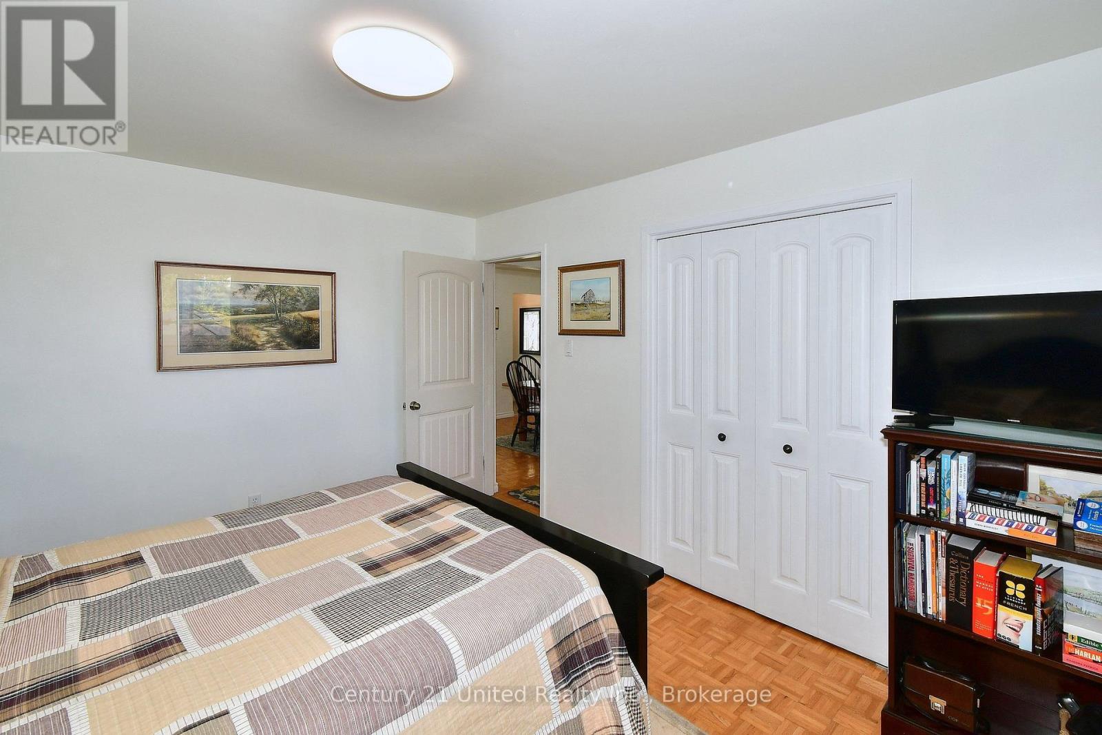 1812 Youngs Point Road, Selwyn, ON