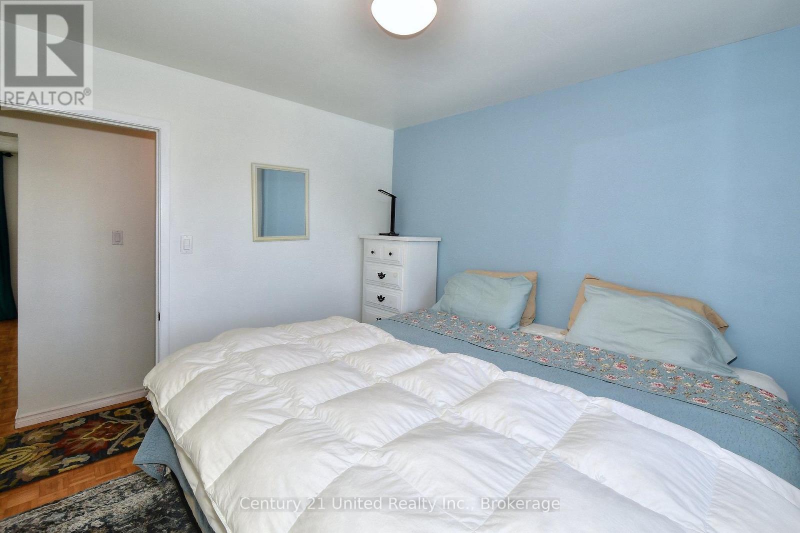 1812 Youngs Point Road, Selwyn, ON