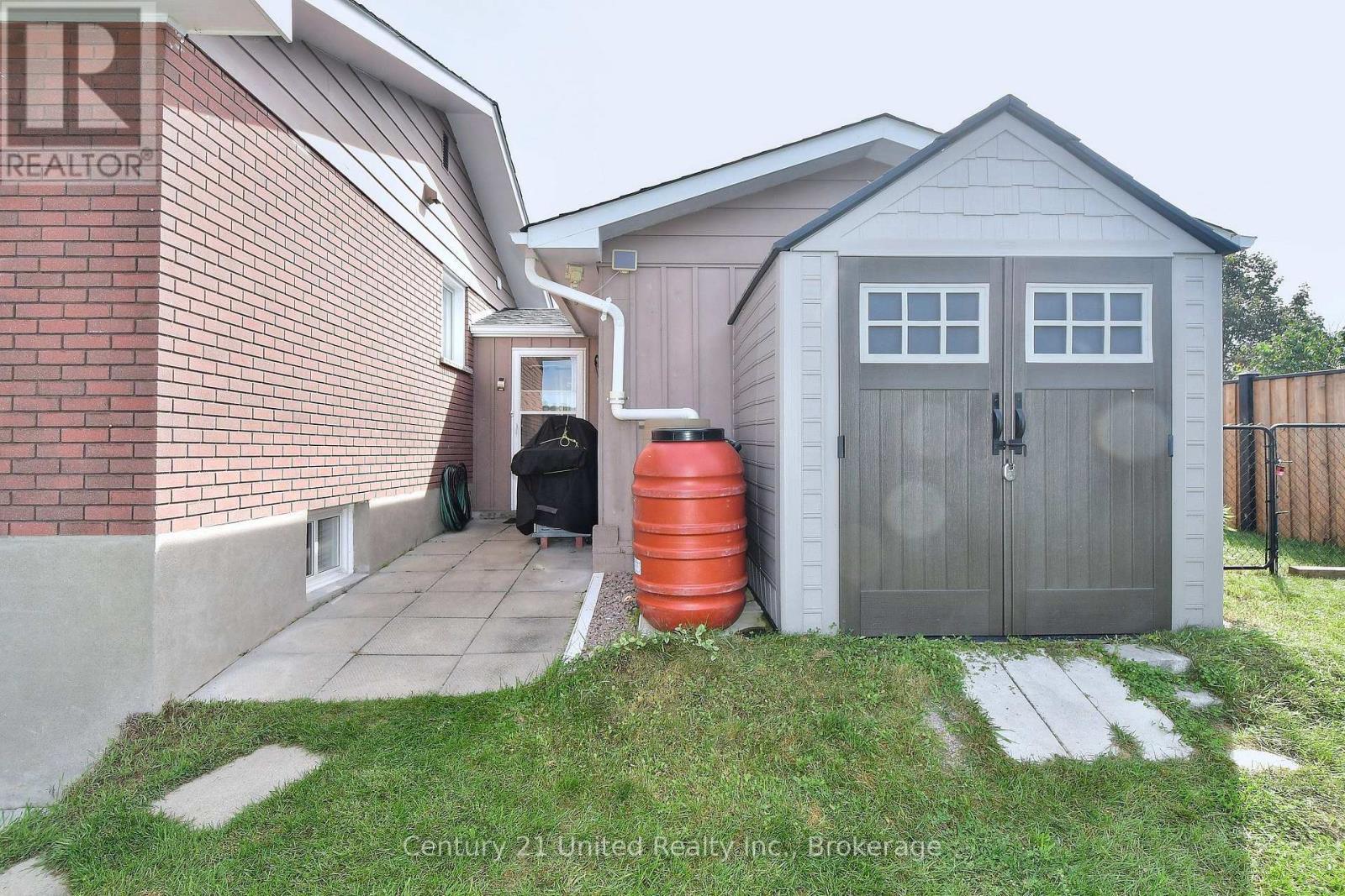 1812 Youngs Point Road, Selwyn, ON