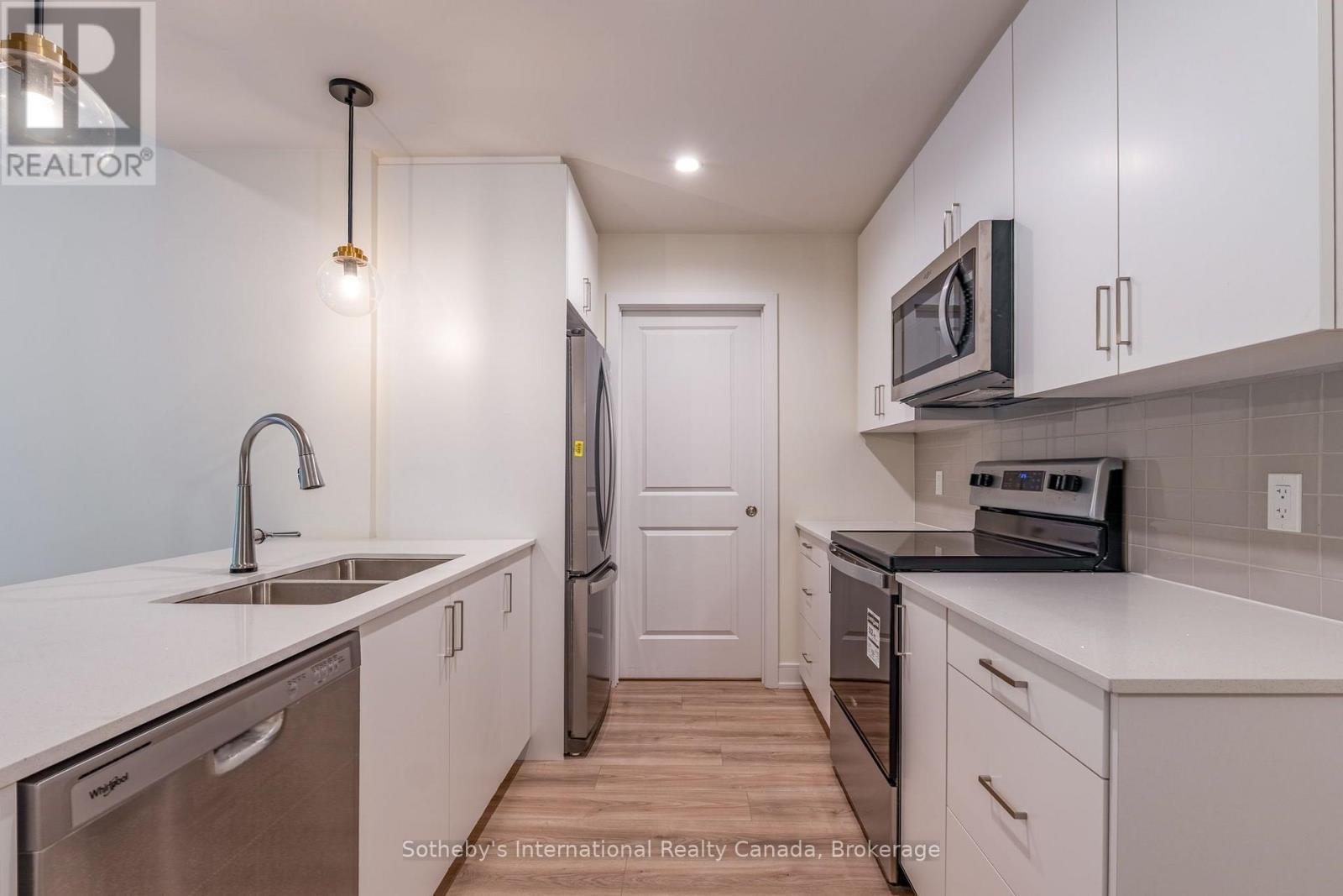 316 - 121 Mary Street, Clearview (Creemore), ON