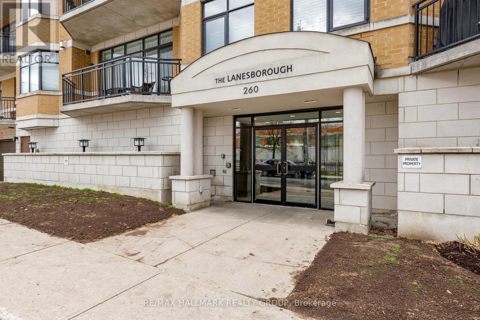 203 - 260 Besserer Street, Ottawa, ON
