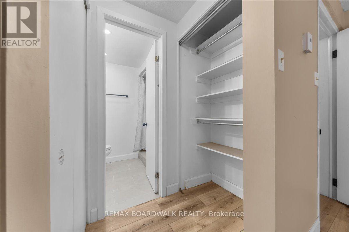 6 - 7 Timberview Way, Ottawa, ON