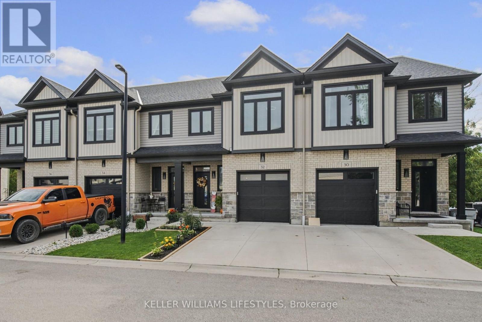 32 - 601 Lions Park Drive, Strathroy-Caradoc (Mount Brydges), ON