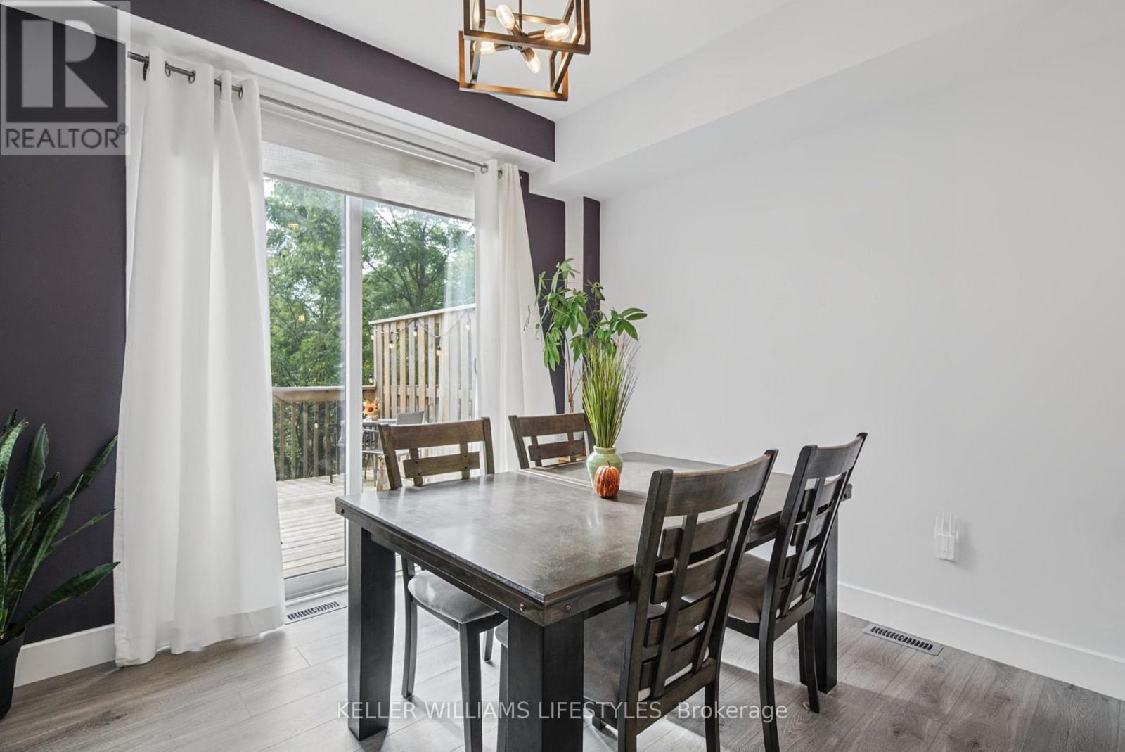 32 - 601 Lions Park Drive, Strathroy-Caradoc (Mount Brydges), ON