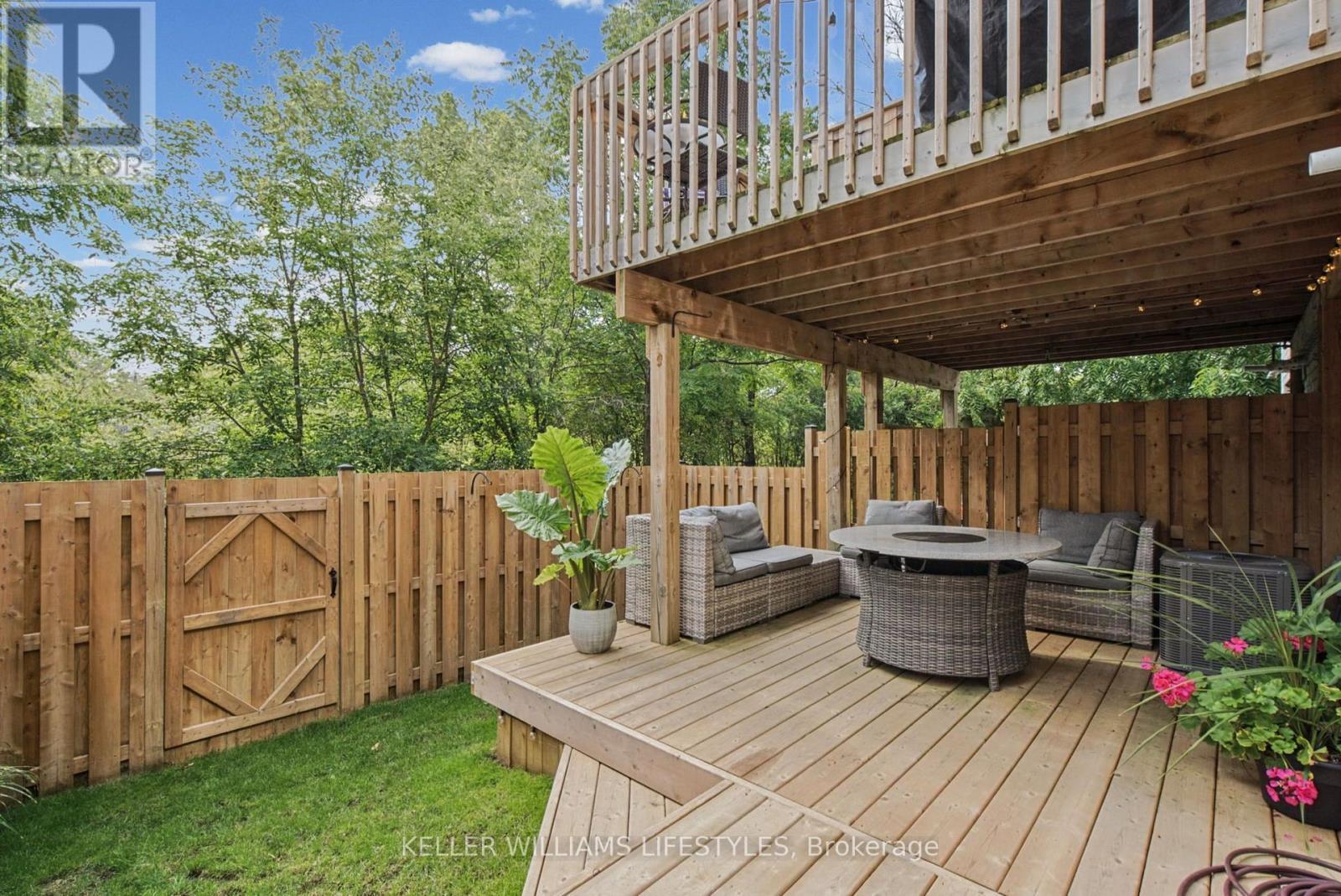 32 - 601 Lions Park Drive, Strathroy-Caradoc (Mount Brydges), ON