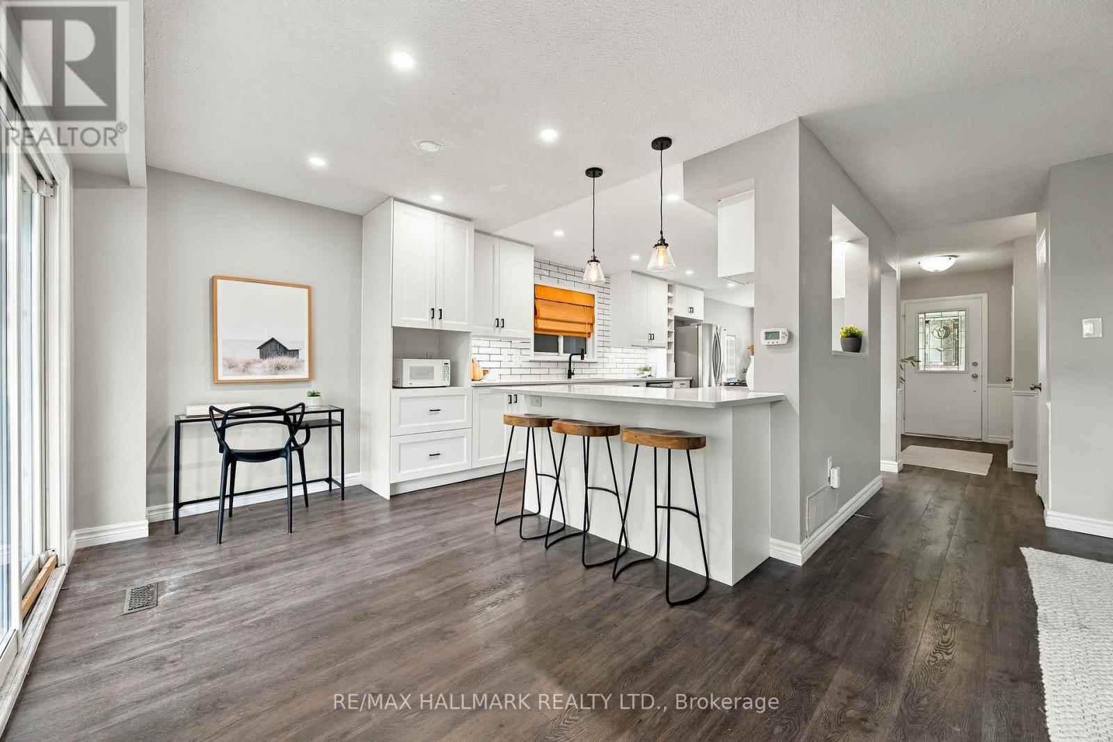 516 Creekview Circle, Pickering, ON