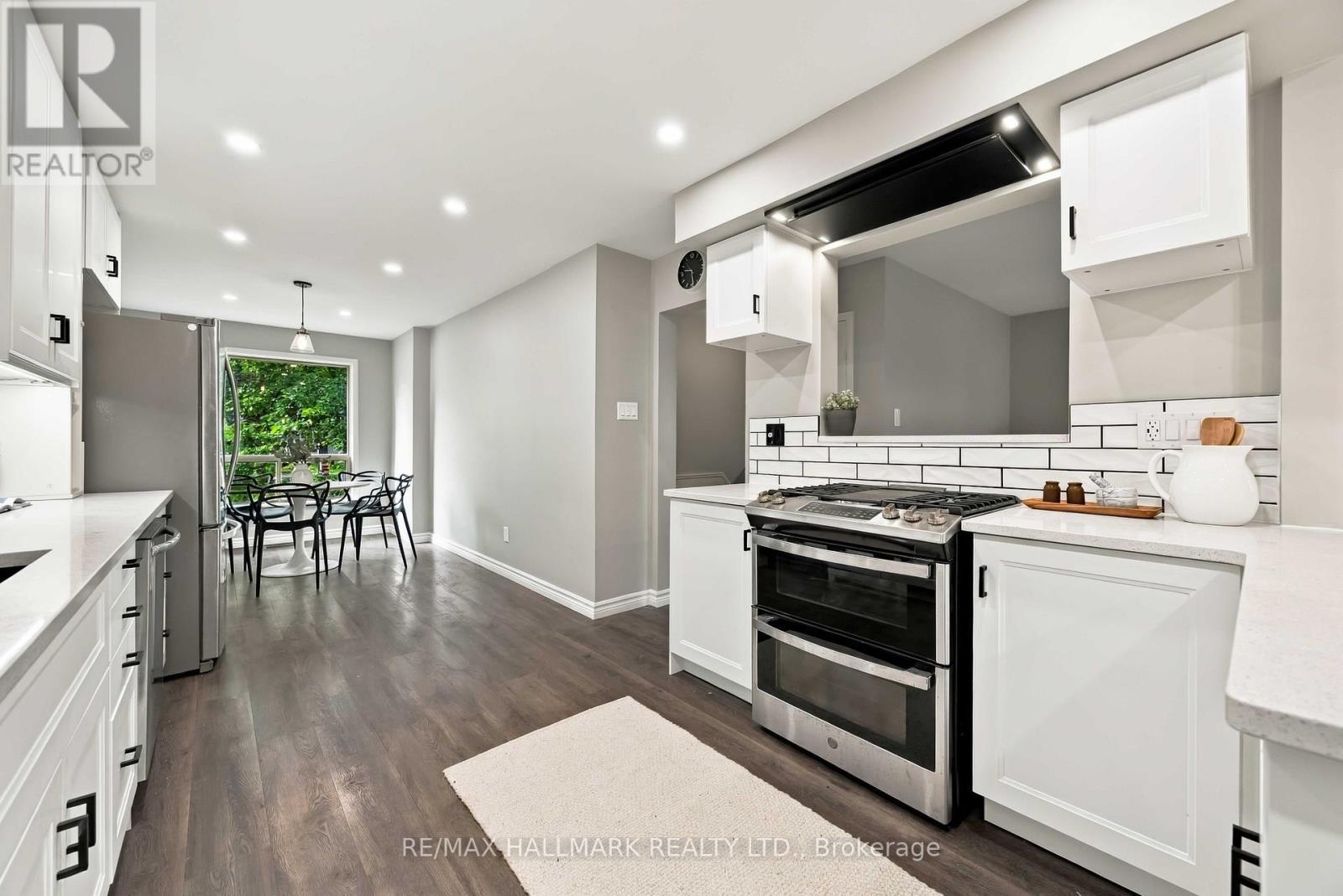 516 Creekview Circle, Pickering, ON