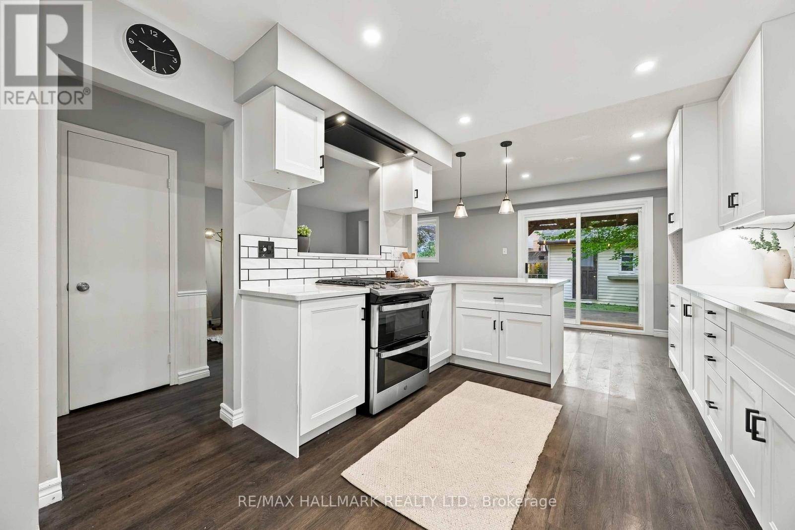 516 Creekview Circle, Pickering, ON