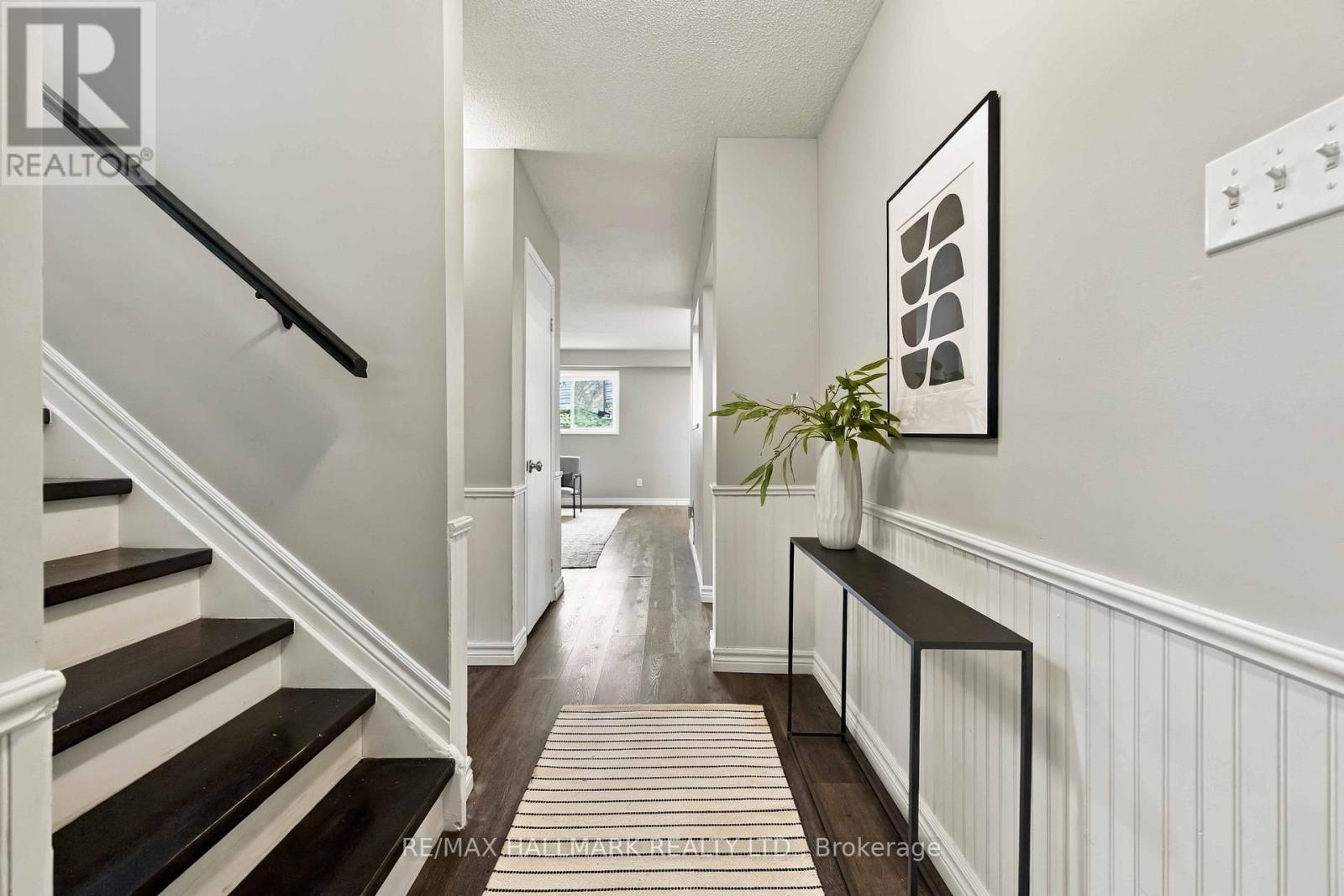 516 Creekview Circle, Pickering, ON