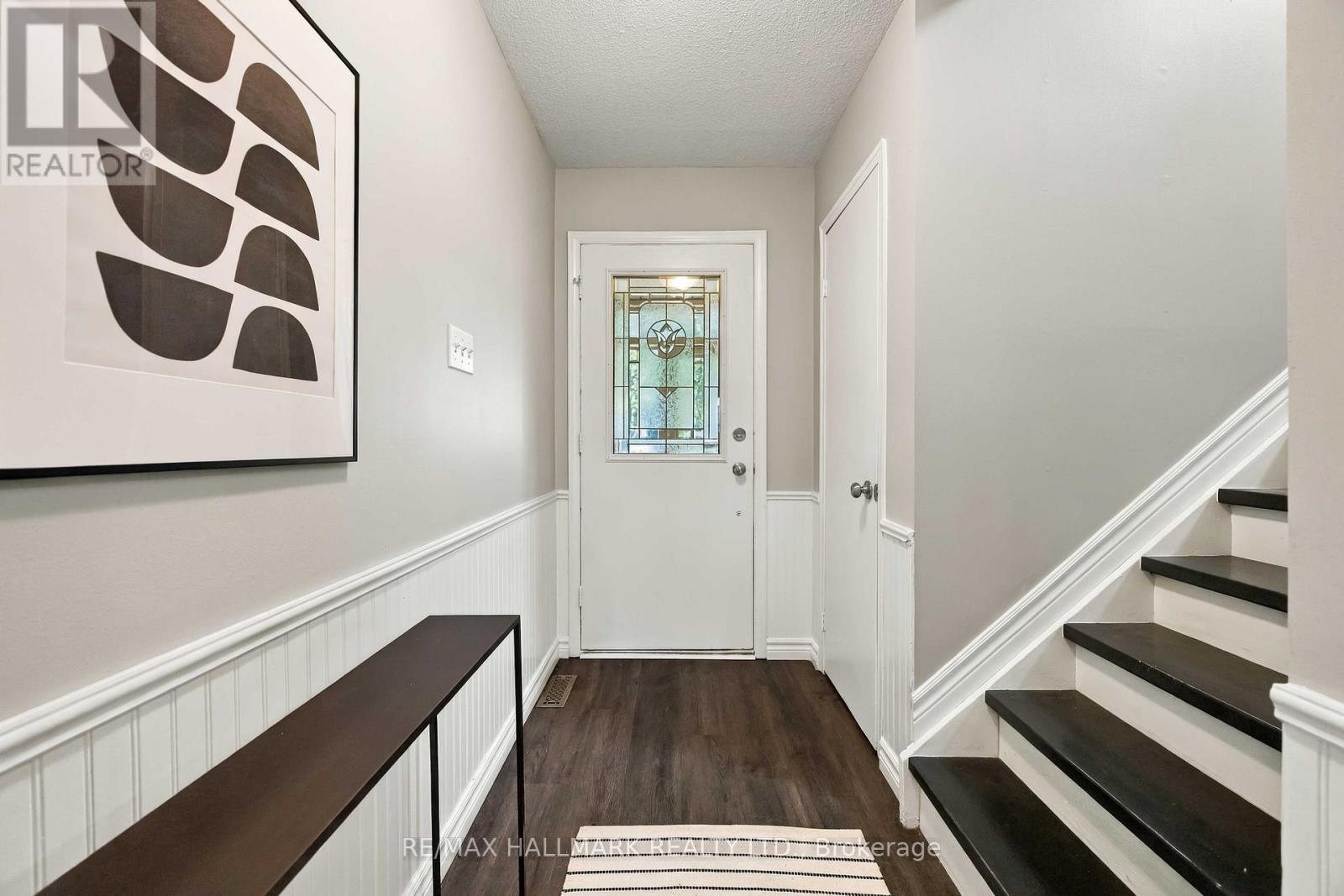 516 Creekview Circle, Pickering, ON