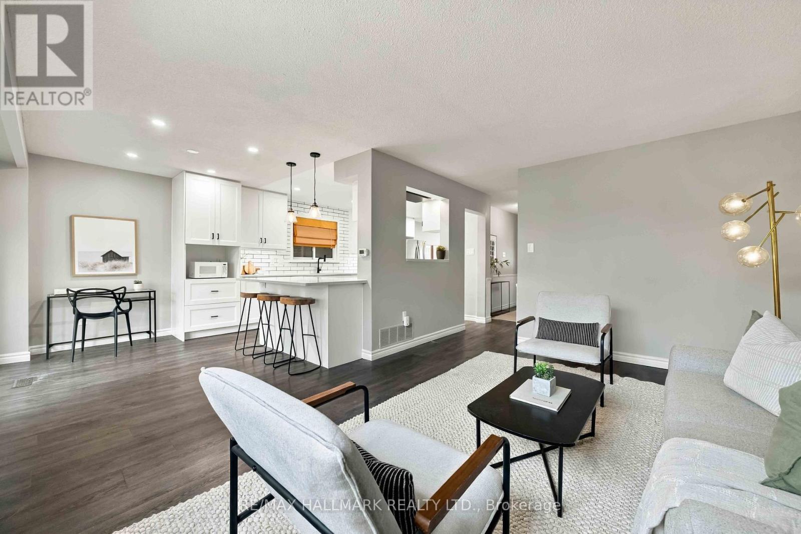 516 Creekview Circle, Pickering, ON