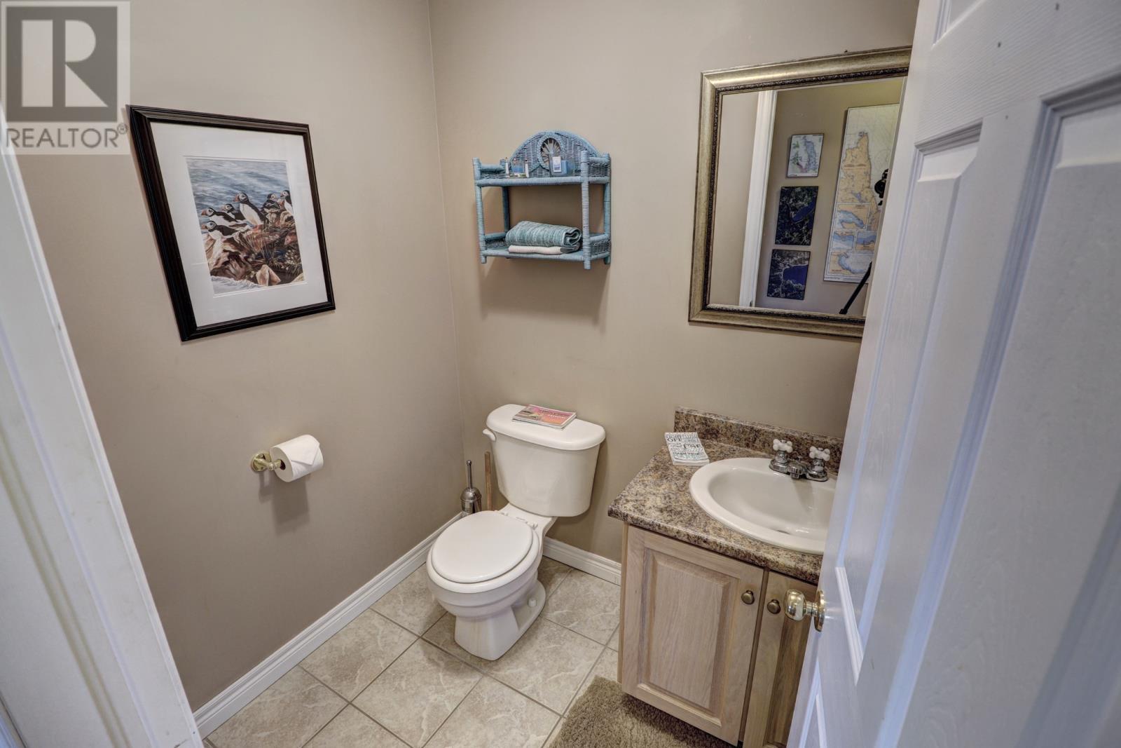 Powder Room - 9-13 Chalkers Lane, Avondale, NL