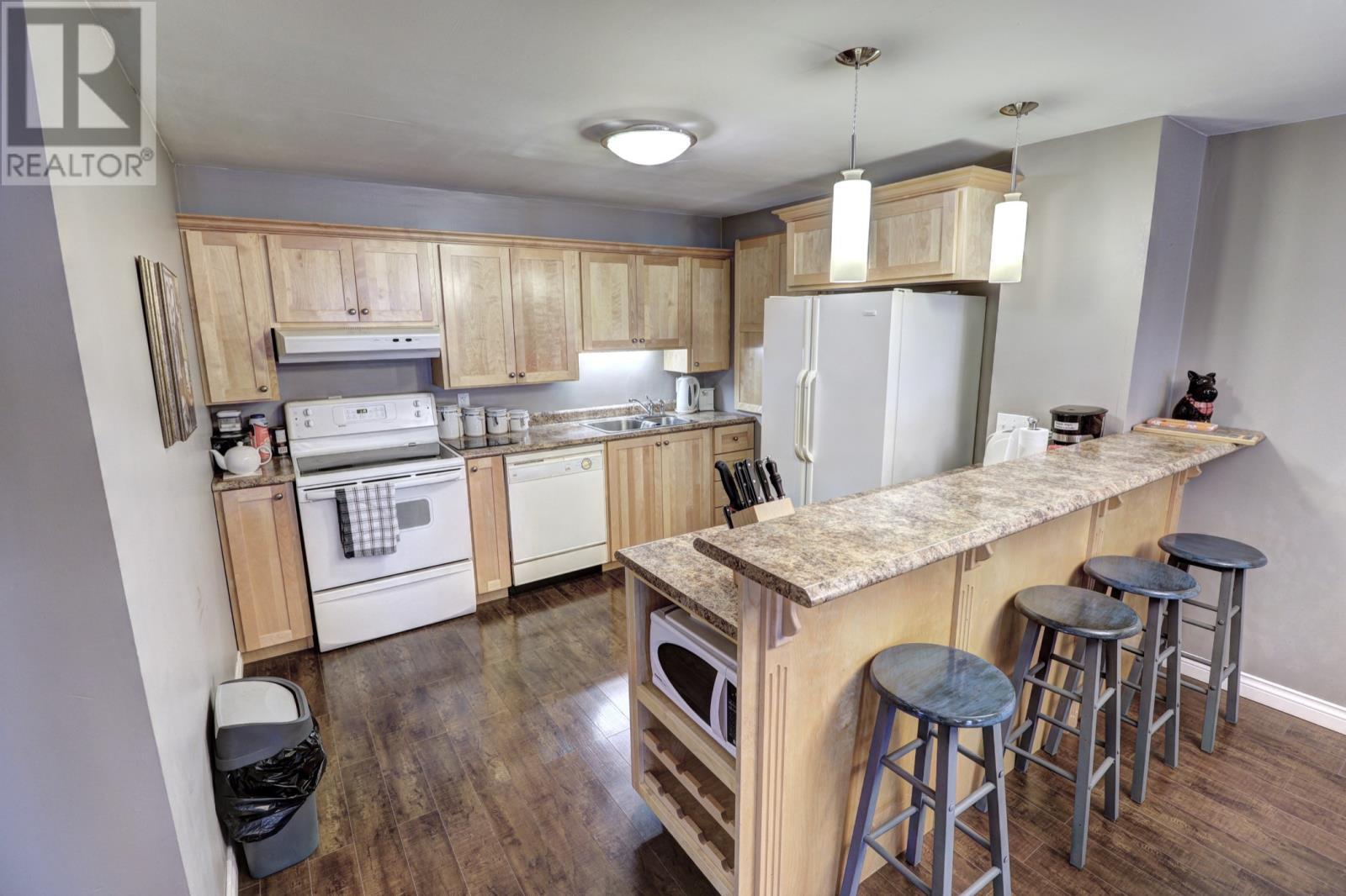 Apt kitchen - 9-13 Chalkers Lane, Avondale, NL