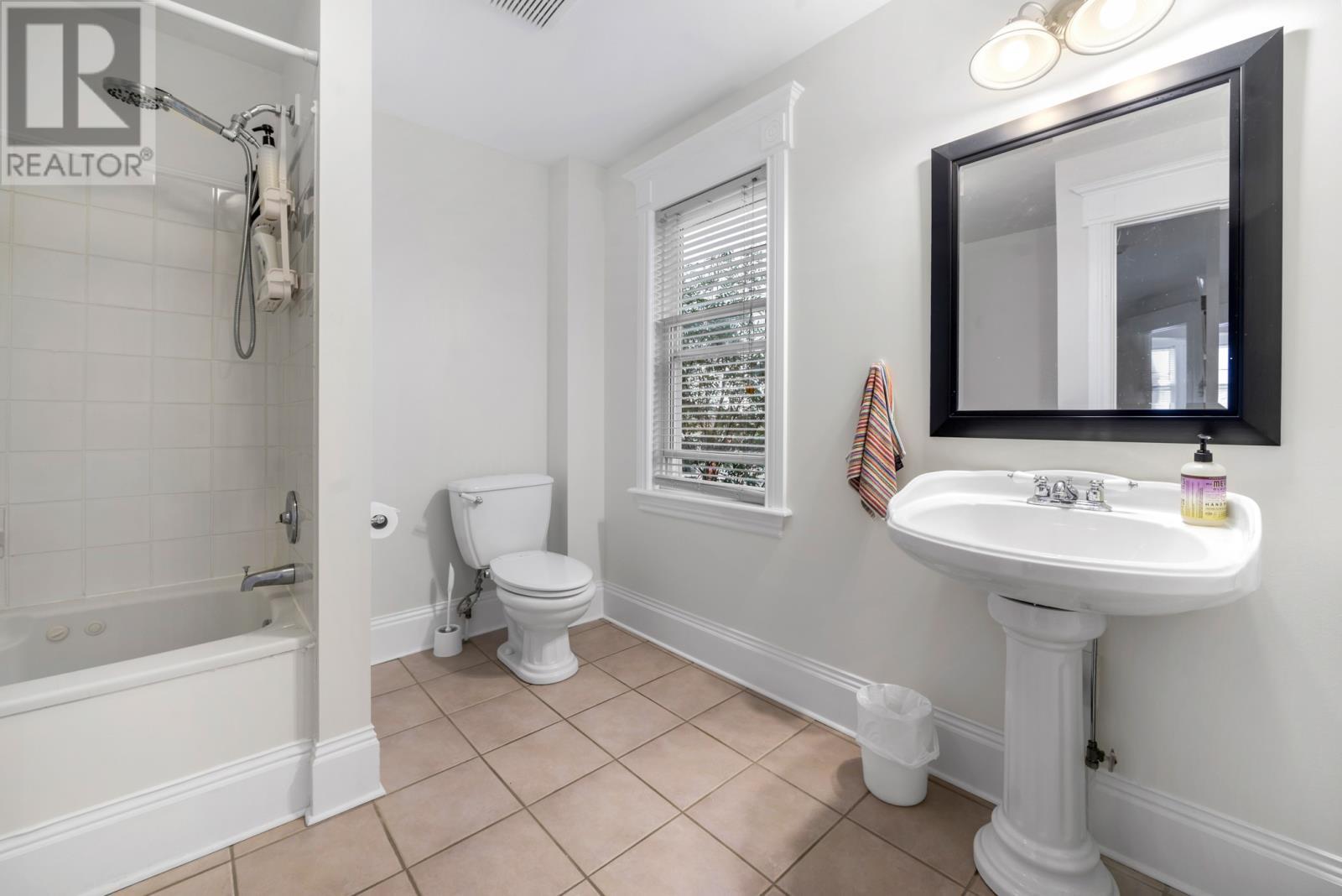 1 Bradbury Place, St. John'S, NL