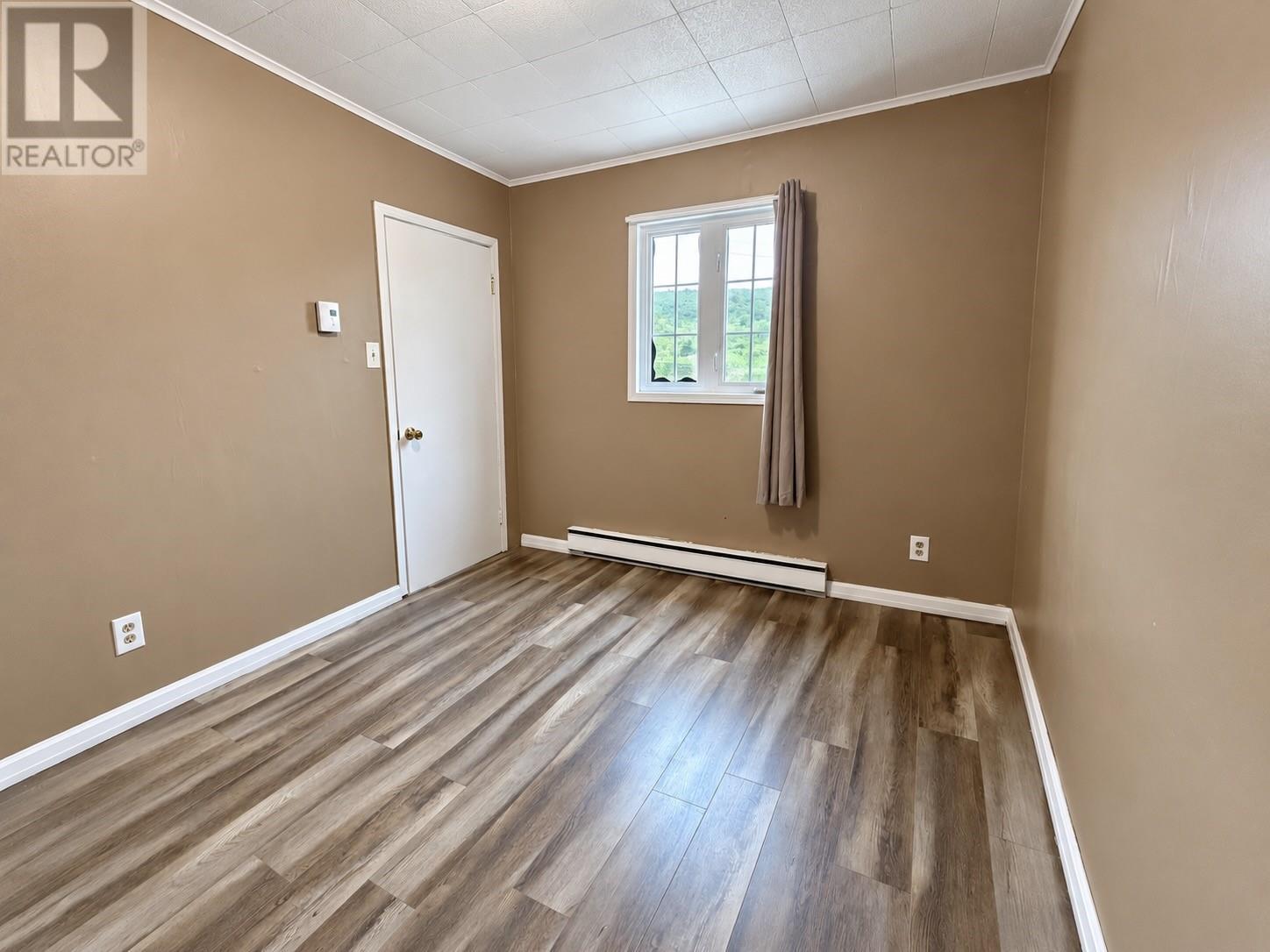 73 Beach Avenue, Salmon Cove, NL