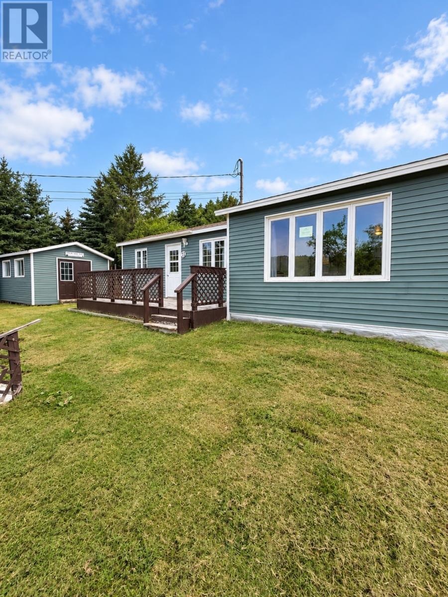 73 Beach Avenue, Salmon Cove, NL