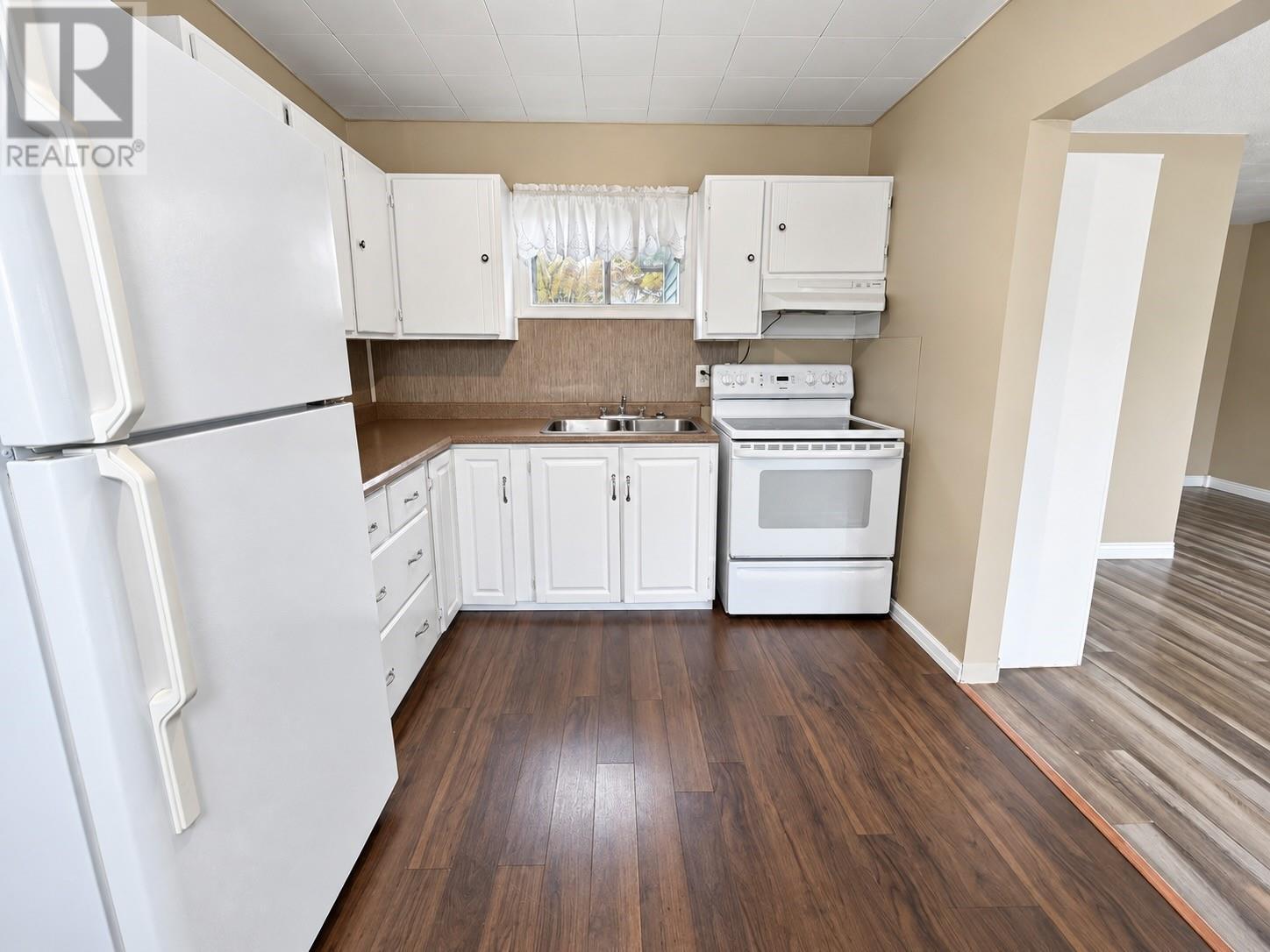 73 Beach Avenue, Salmon Cove, NL