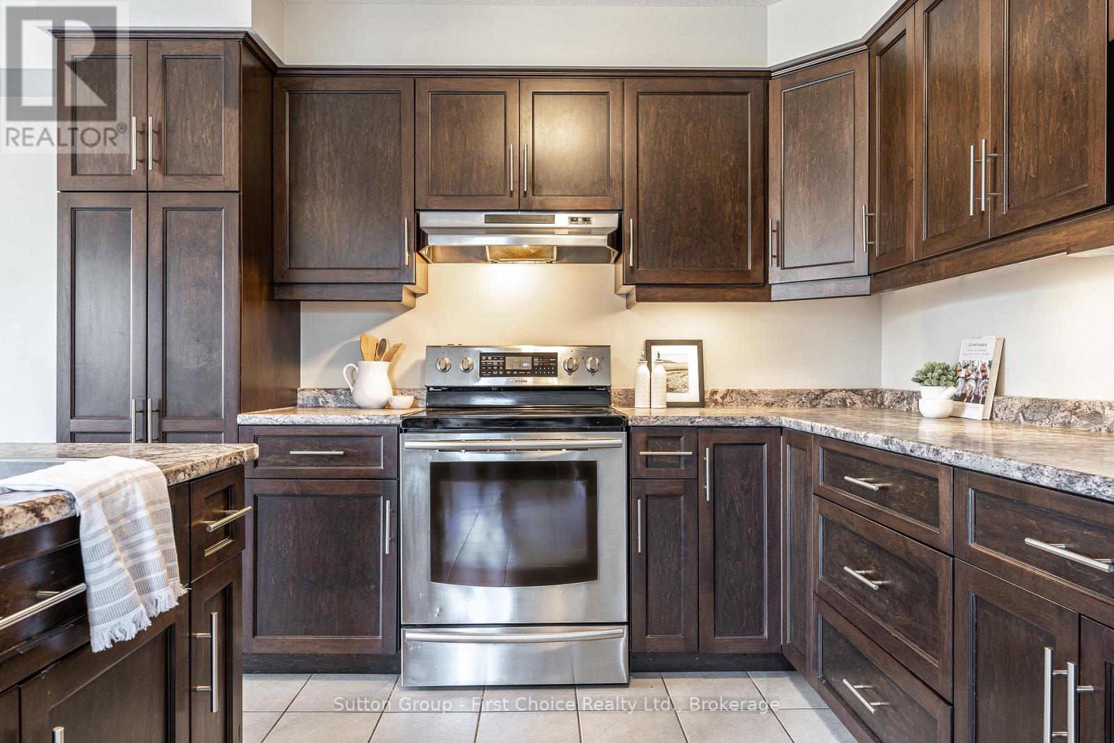 59 Bradshaw Drive, Stratford, ON