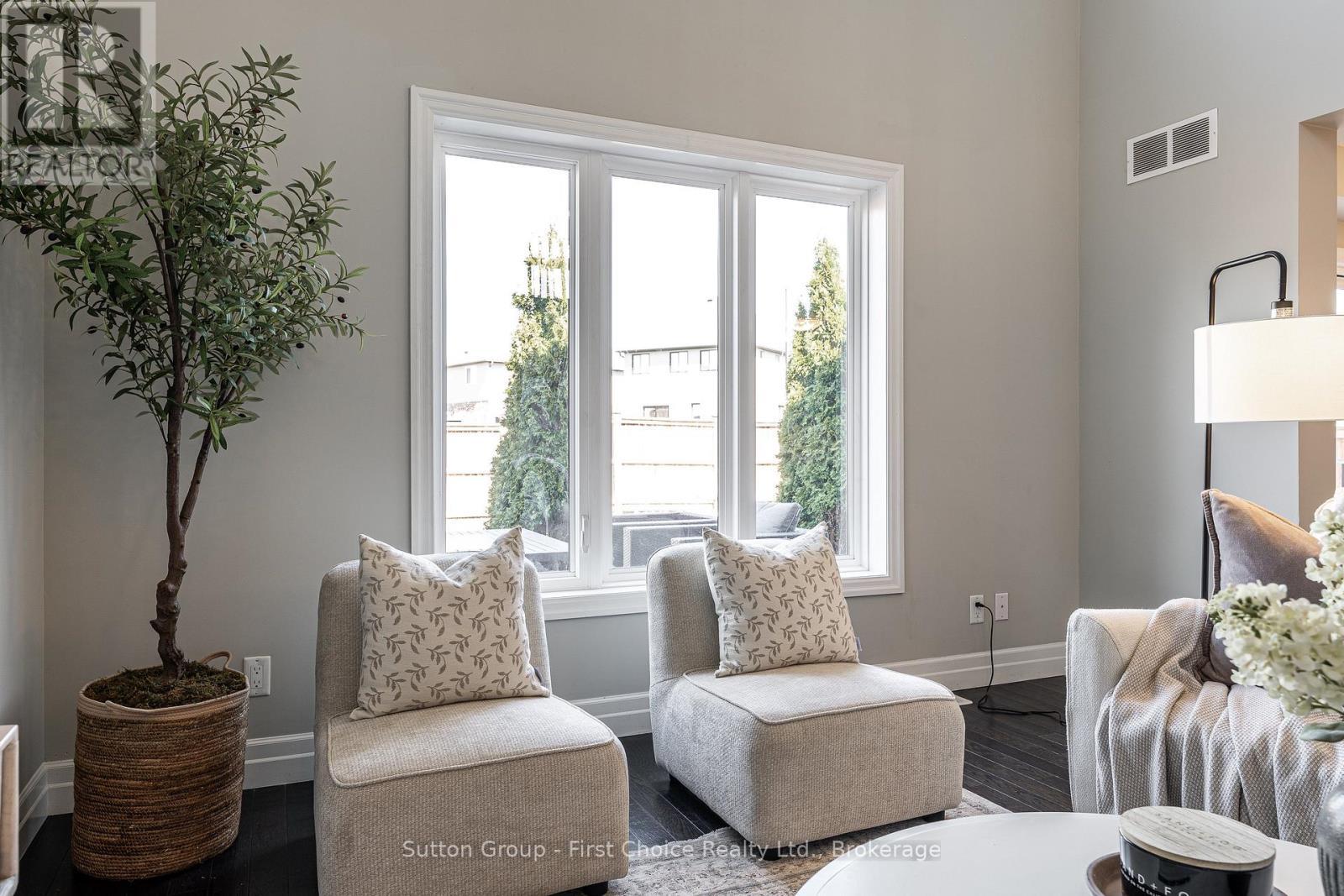 59 Bradshaw Drive, Stratford, ON