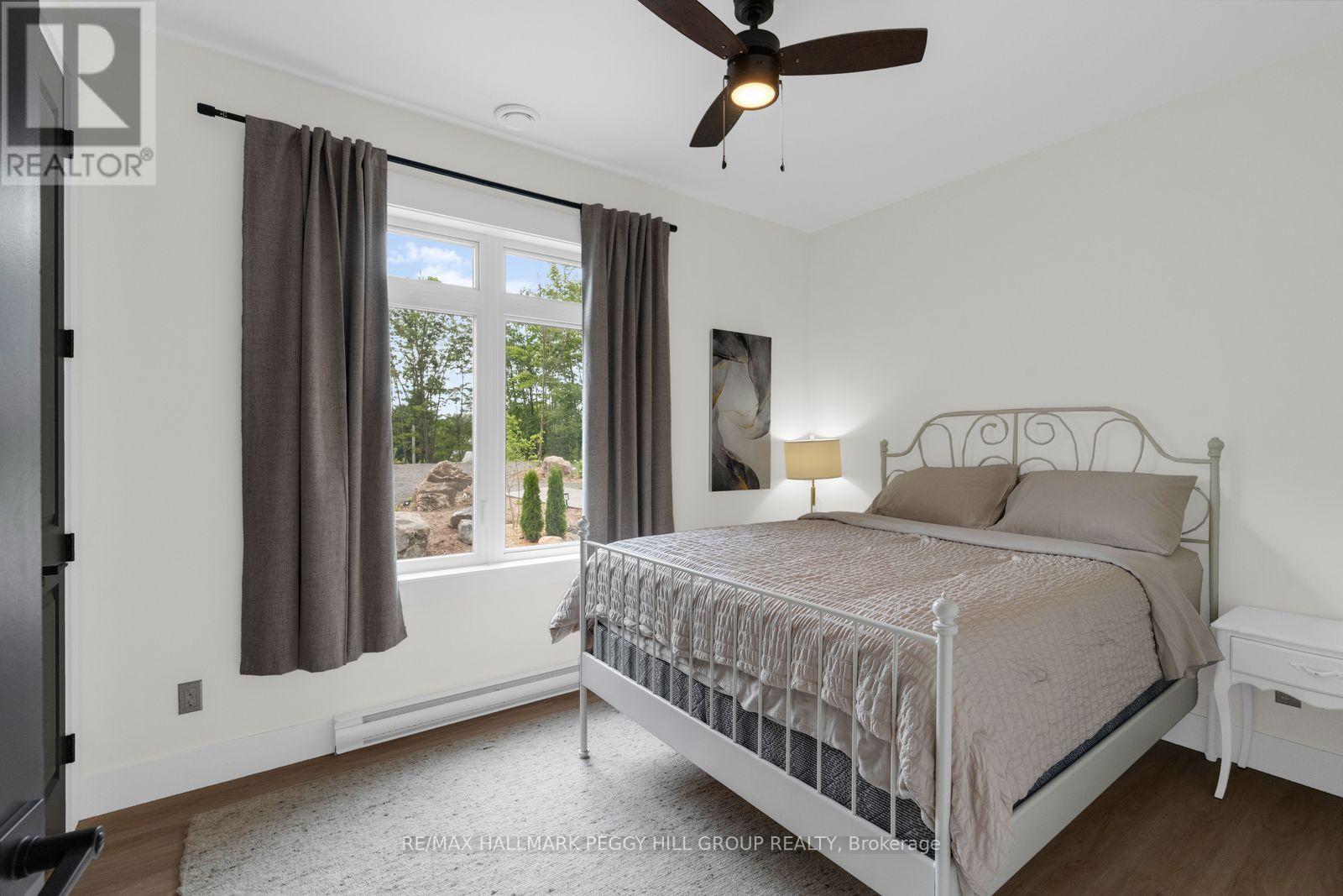20 Hawkins Point Road, Georgian Bay, ON