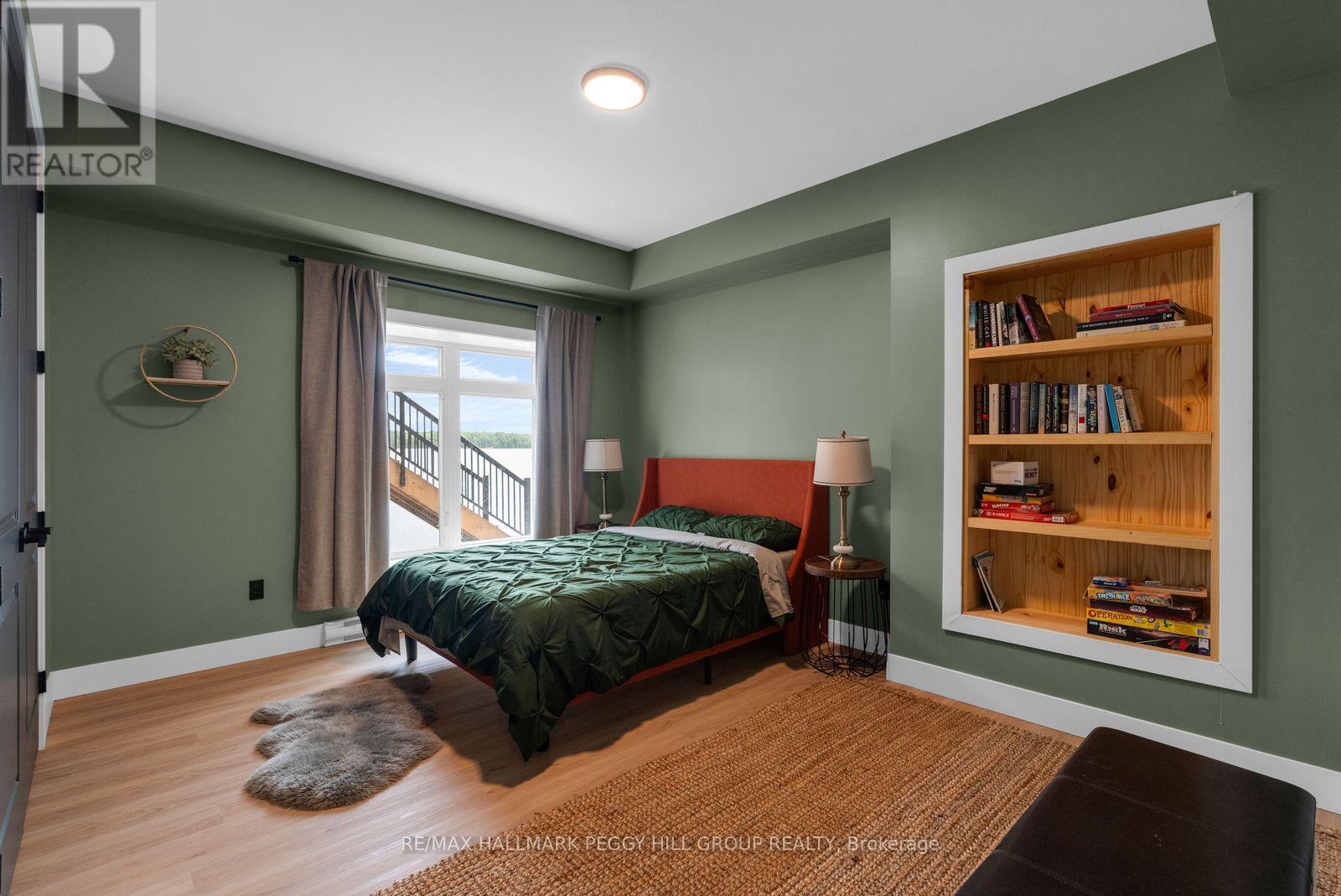 20 Hawkins Point Road, Georgian Bay, ON