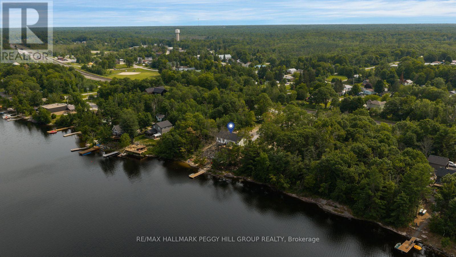 20 Hawkins Point Road, Georgian Bay, ON