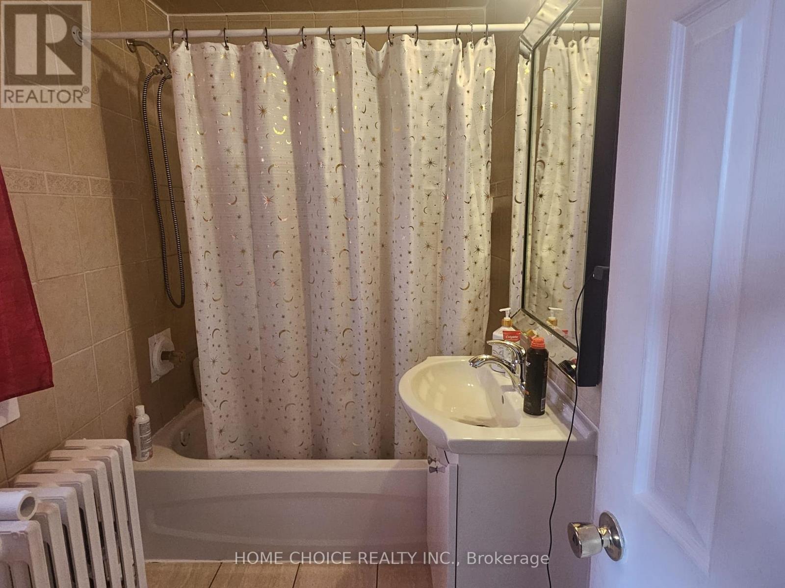 1232 Jane Street, Toronto, ON