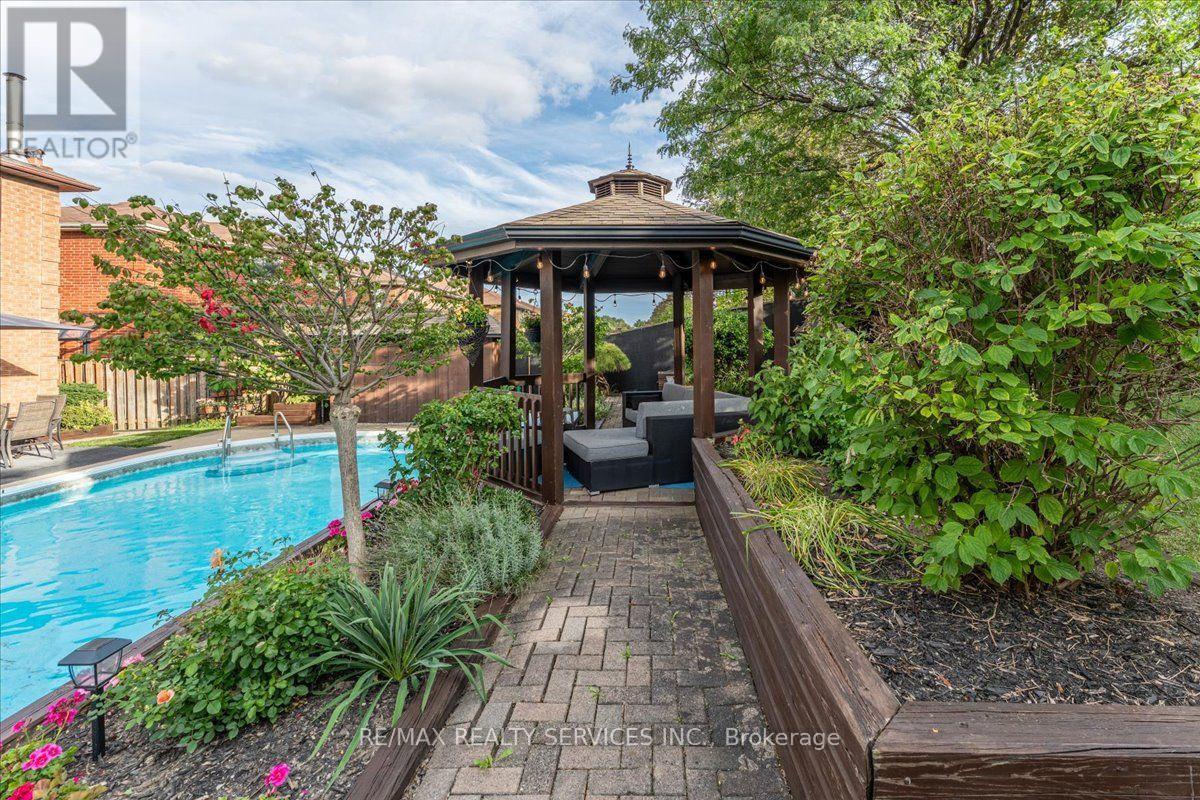 18 Corkett Drive, Brampton, ON