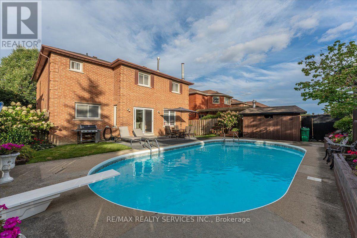 18 Corkett Drive, Brampton, ON