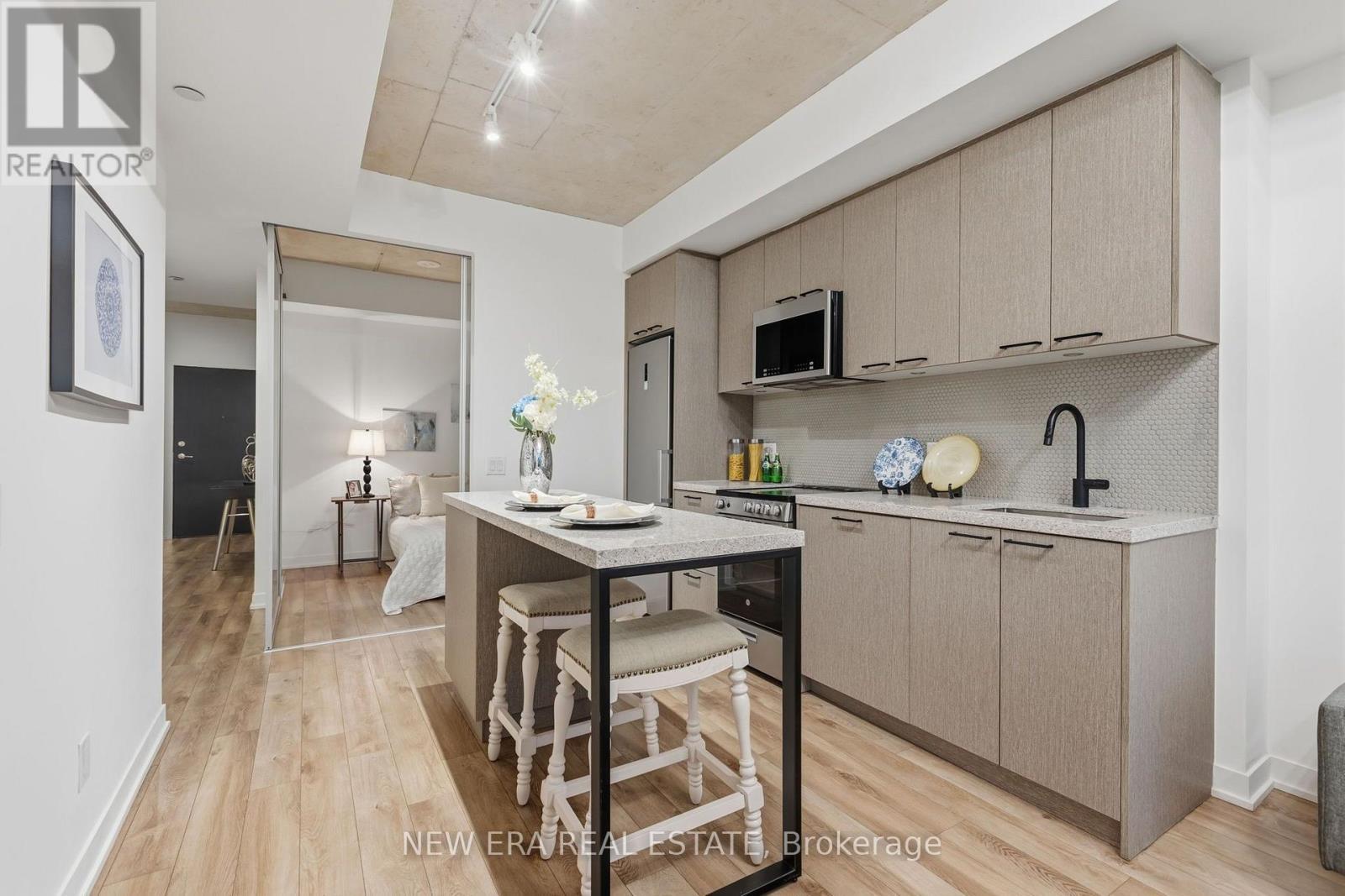 301 - 1808 St. Clair Avenue W, Toronto, ON