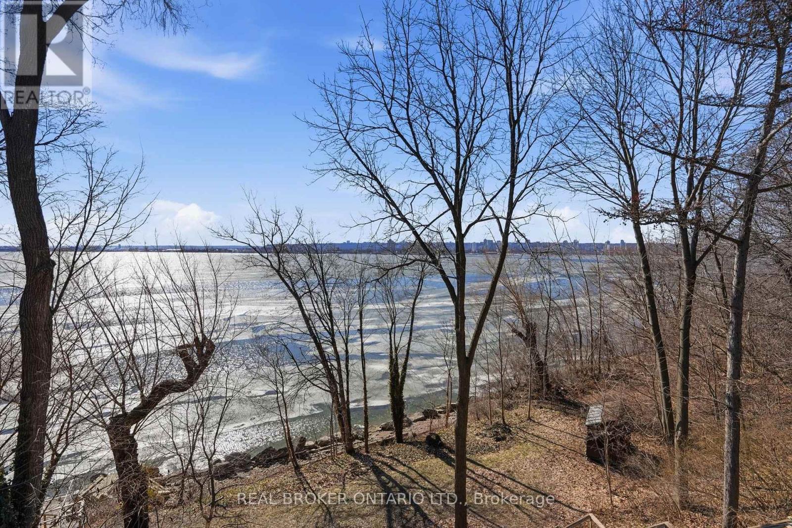 868 Danforth Place, Burlington, ON